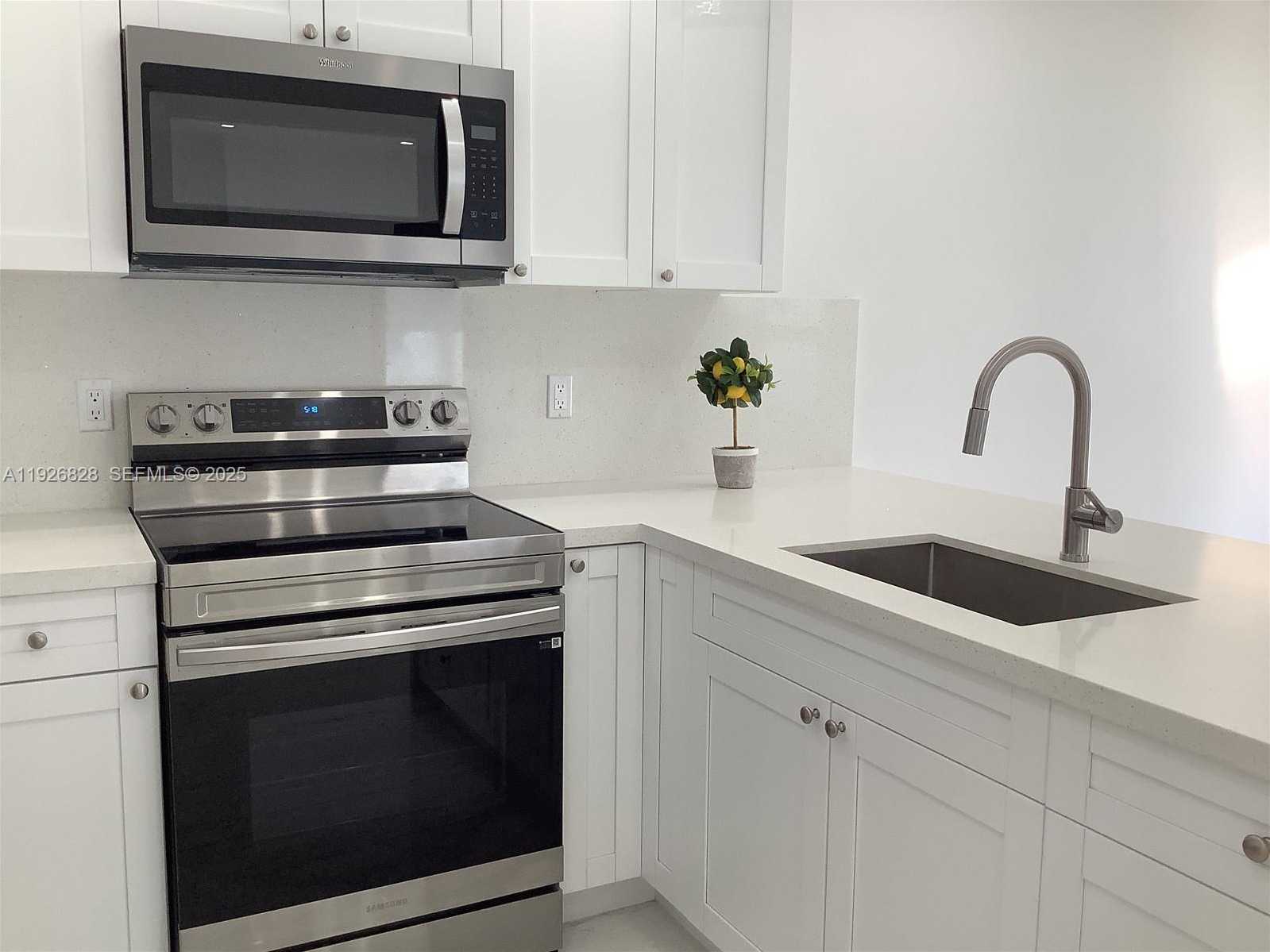 Small Image of 1653 SOUTH WEST 17TH TER #Front, Miami Number 16