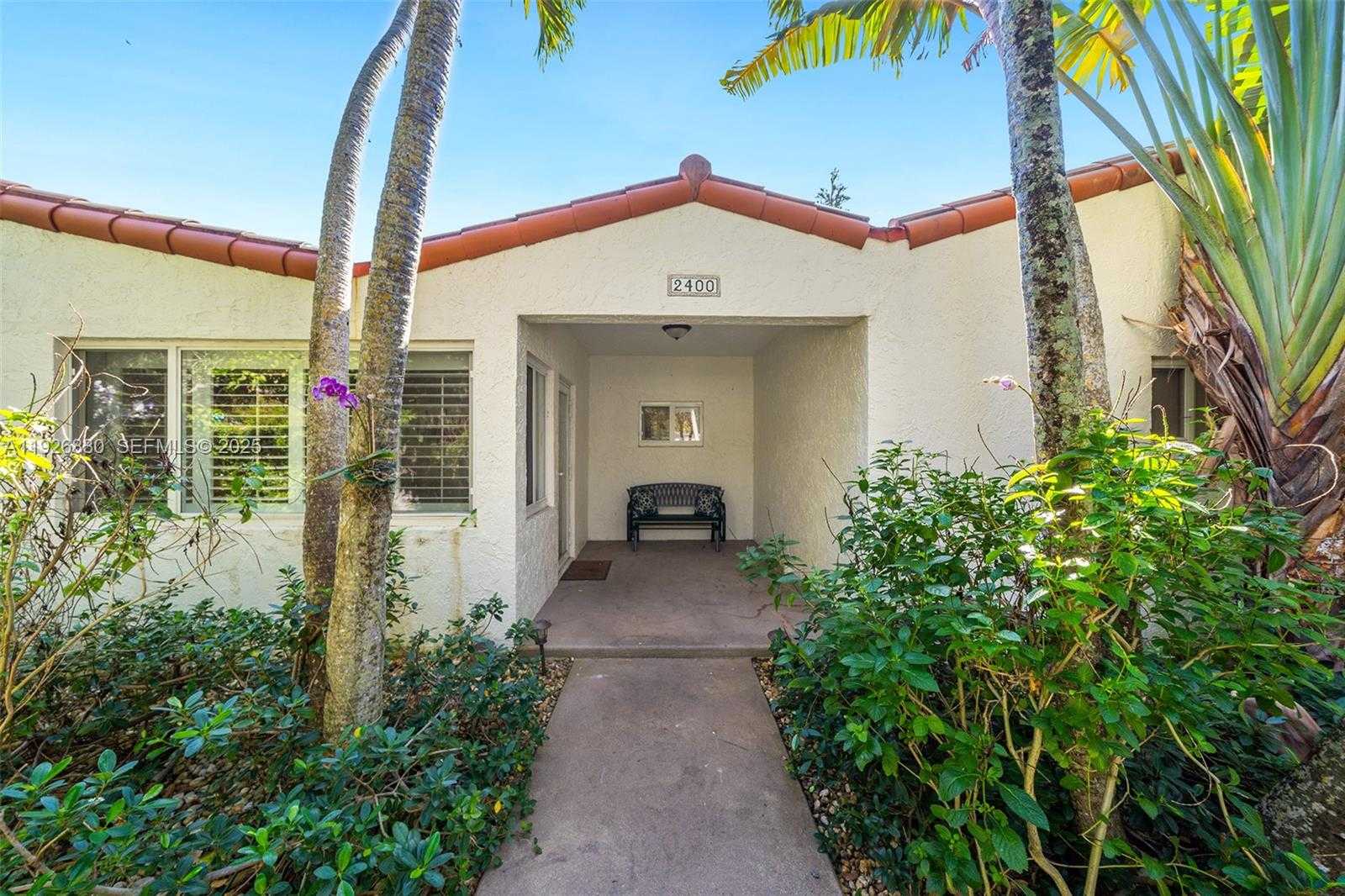 Small Image of 2400 TRAPP AVE, Miami Number 3