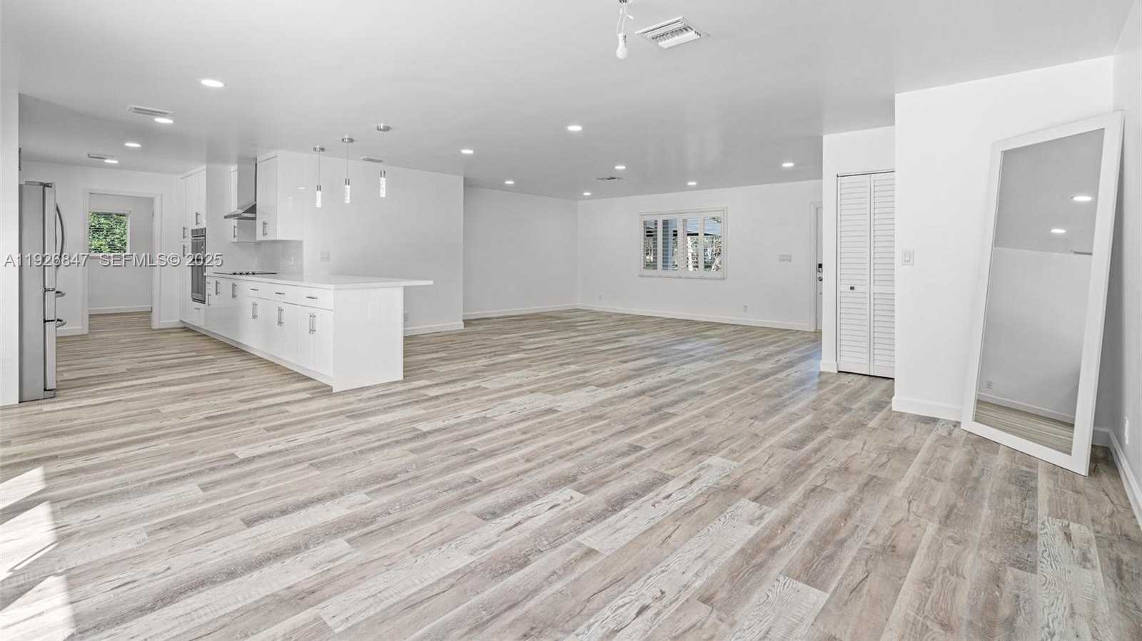 Small Image of 14330 SOUTH WEST 16TH ST, Davie Number 15