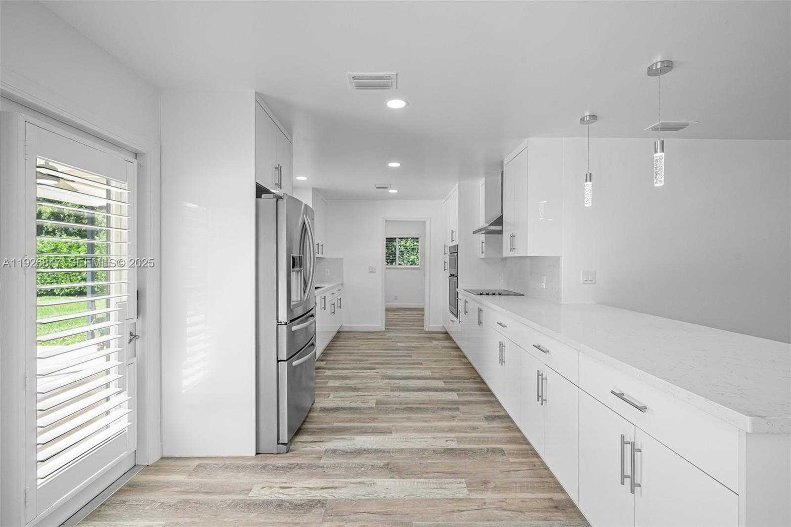 Small Image of 14330 SOUTH WEST 16TH ST, Davie Number 19