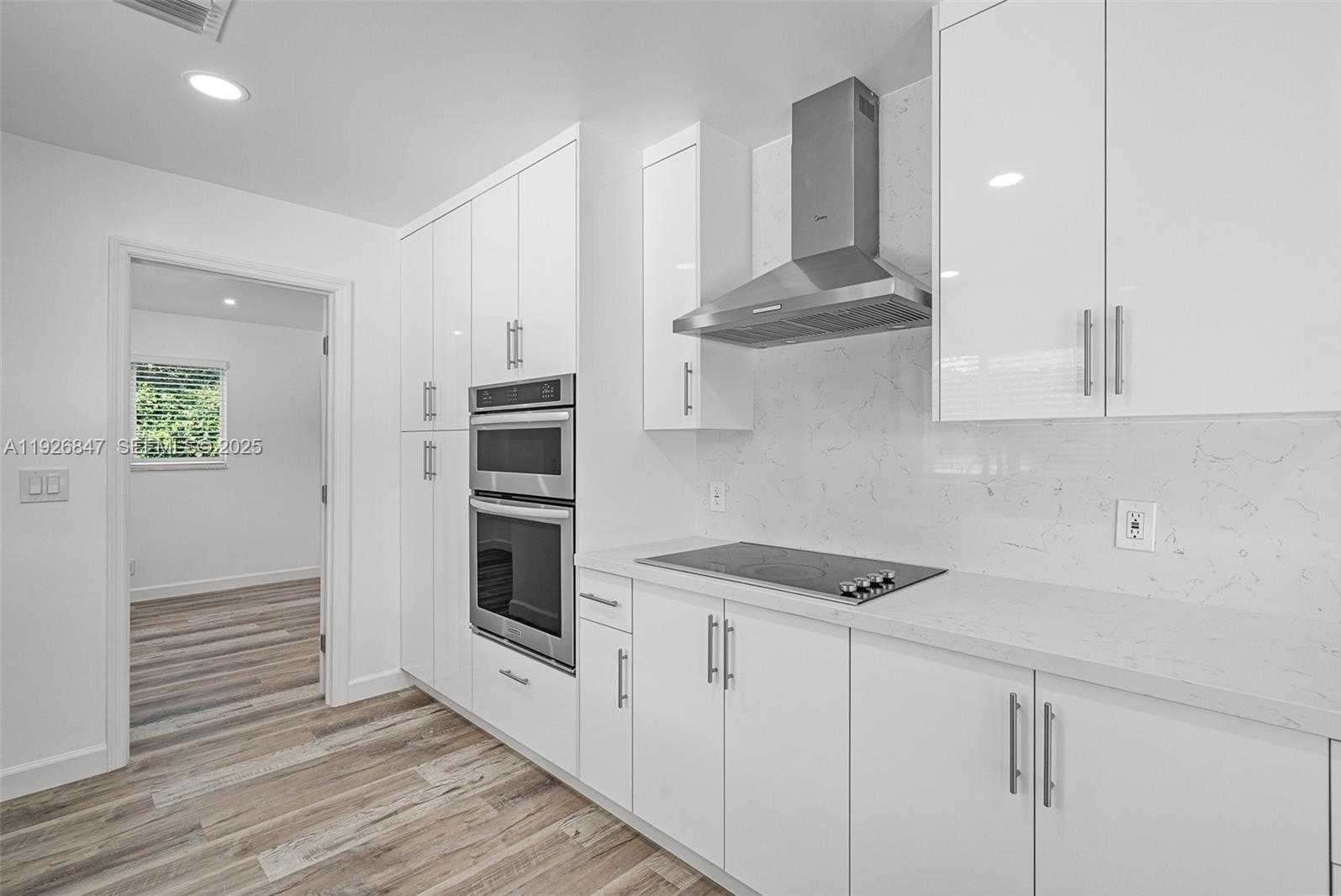 Small Image of 14330 SOUTH WEST 16TH ST, Davie Number 21