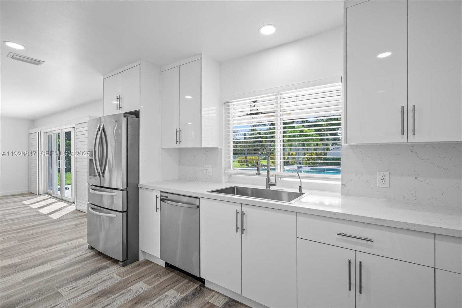 Small Image of 14330 SOUTH WEST 16TH ST, Davie Number 23