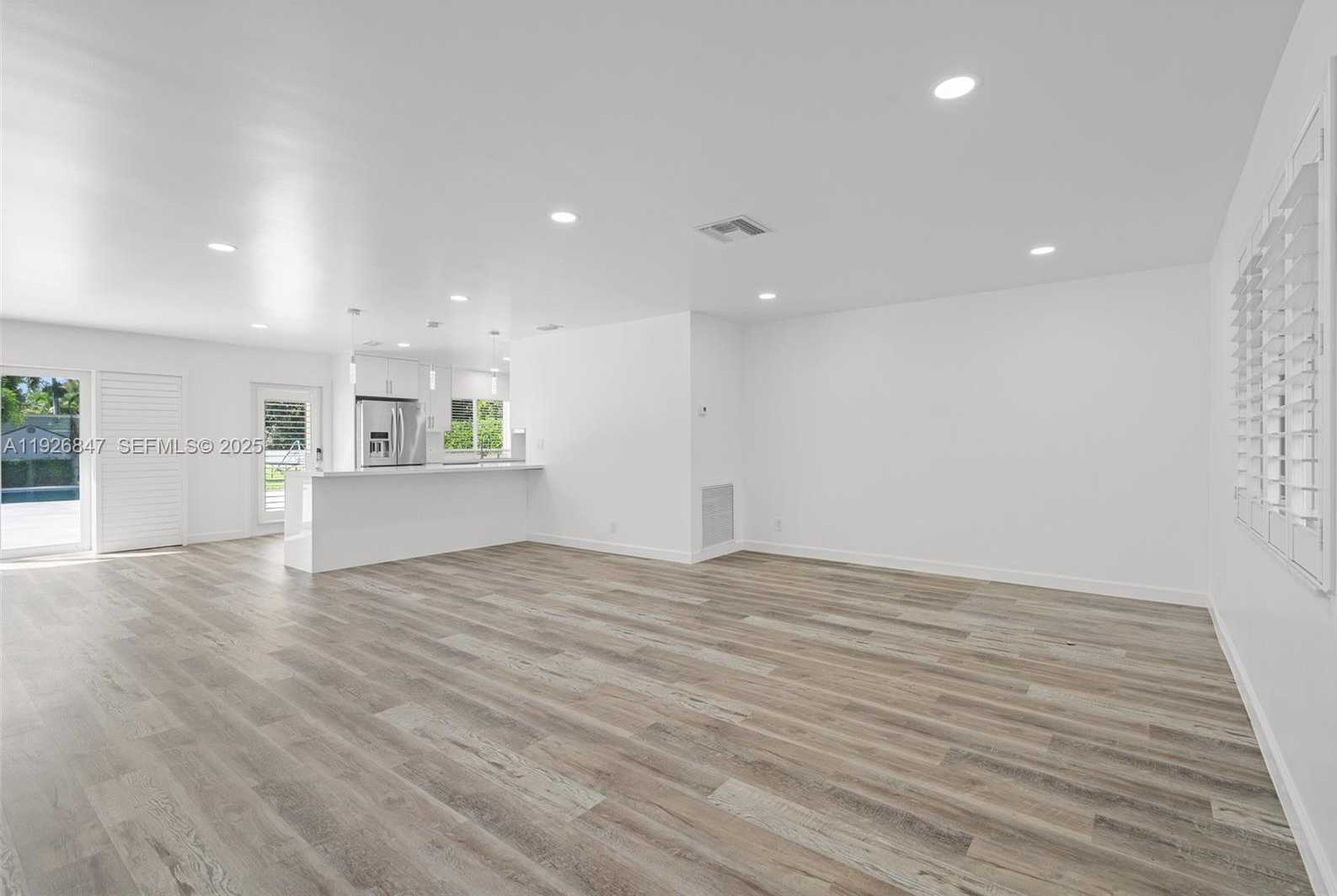 Small Image of 14330 SOUTH WEST 16TH ST, Davie Number 8