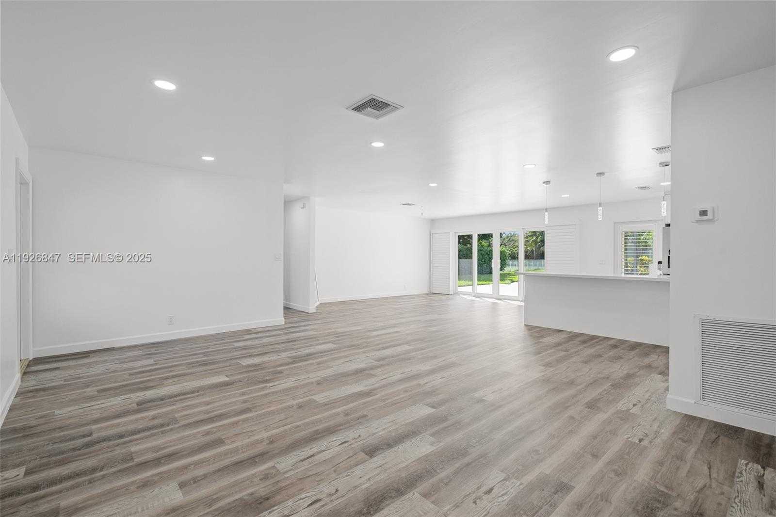 Small Image of 14330 SOUTH WEST 16TH ST, Davie Number 9