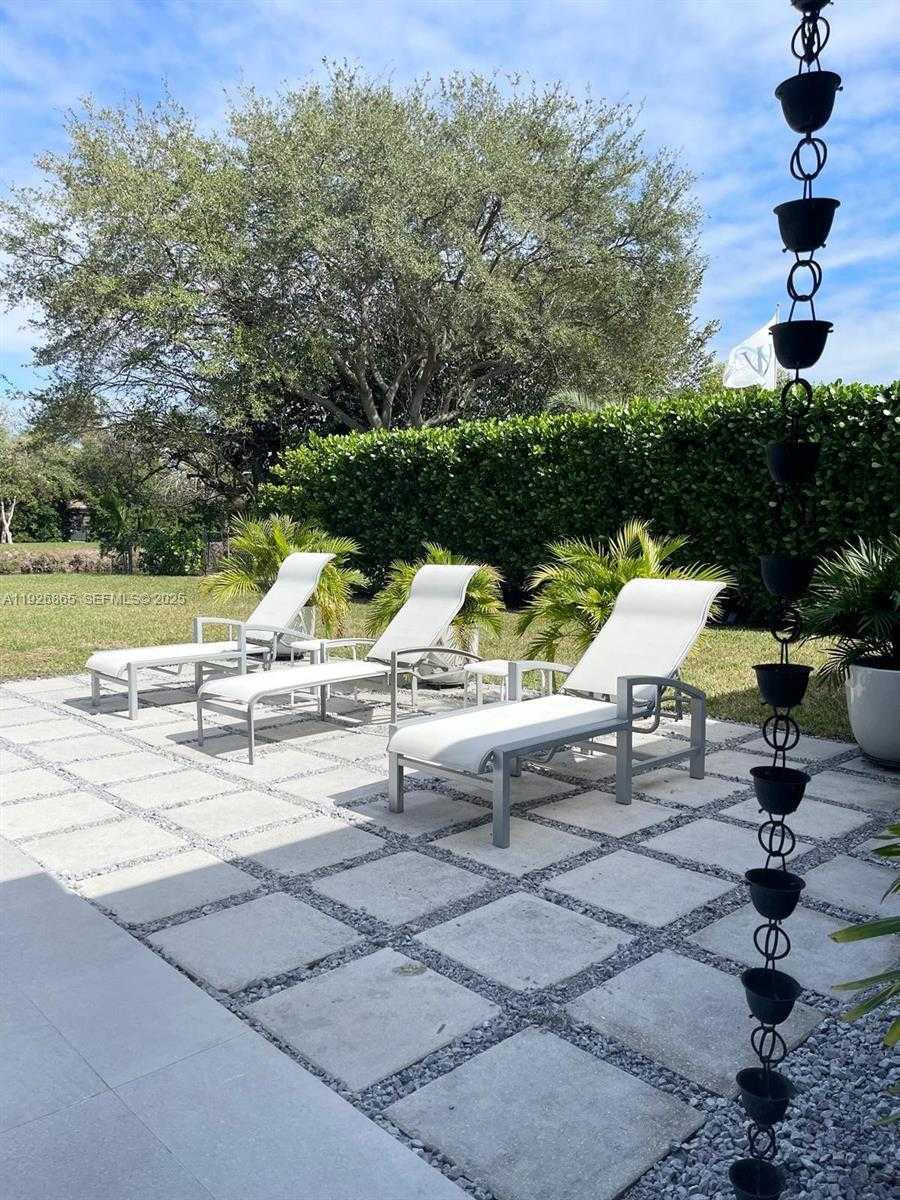 Small Image of 9121 SOUTH WEST 85TH ST #2, Miami Number 12