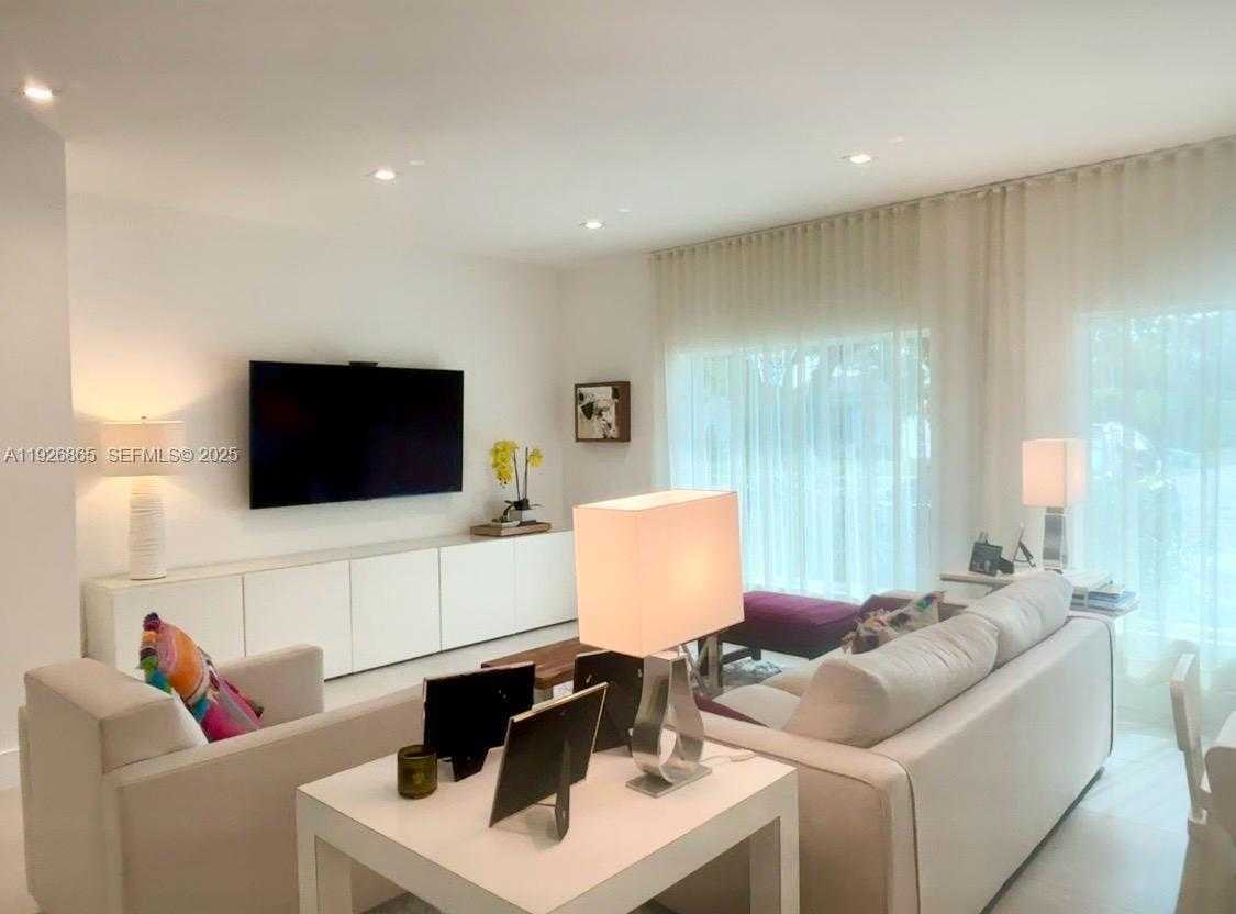 Small Image of 9121 SOUTH WEST 85TH ST #2, Miami Number 14