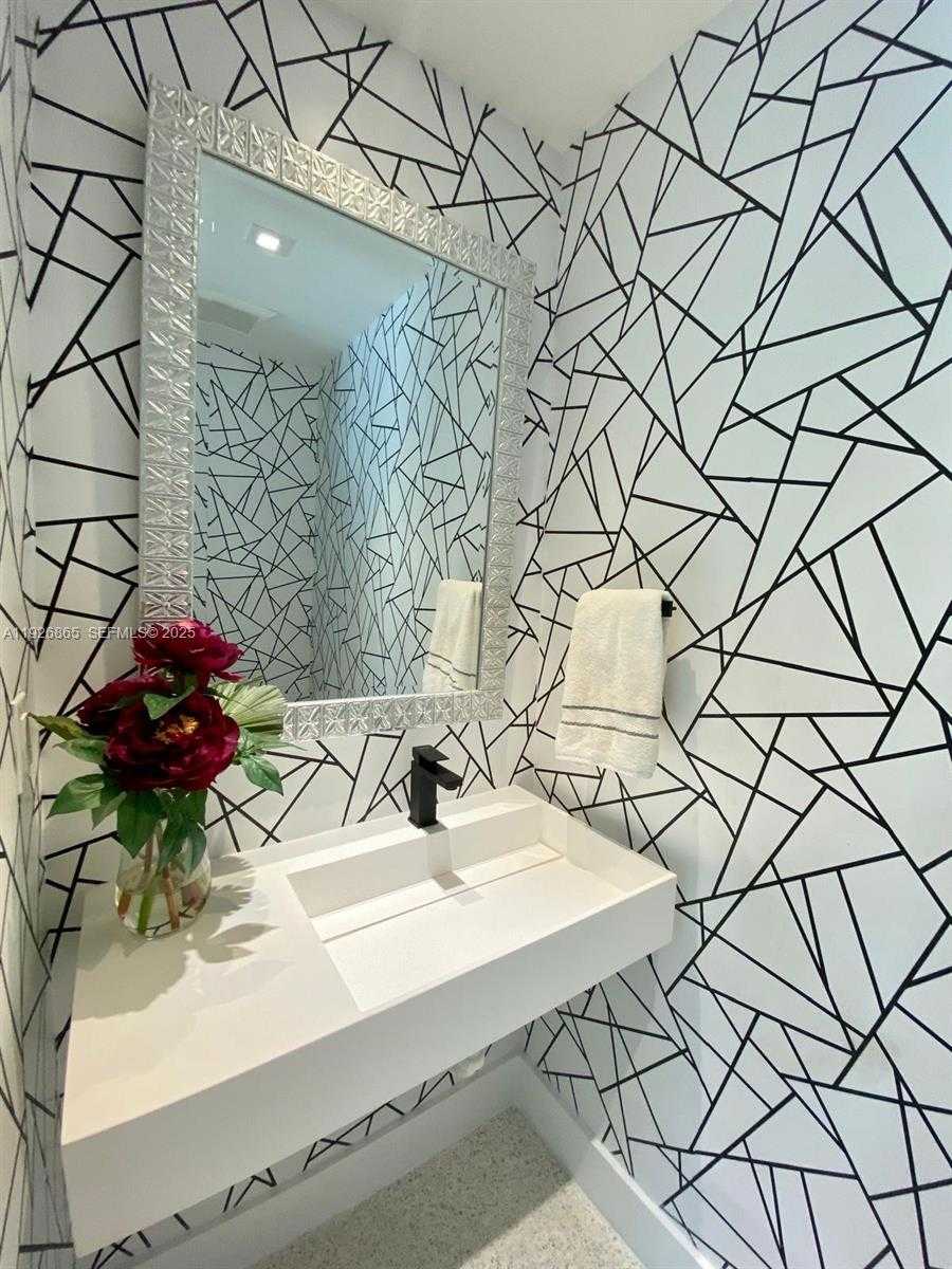 Small Image of 9121 SOUTH WEST 85TH ST #2, Miami Number 19