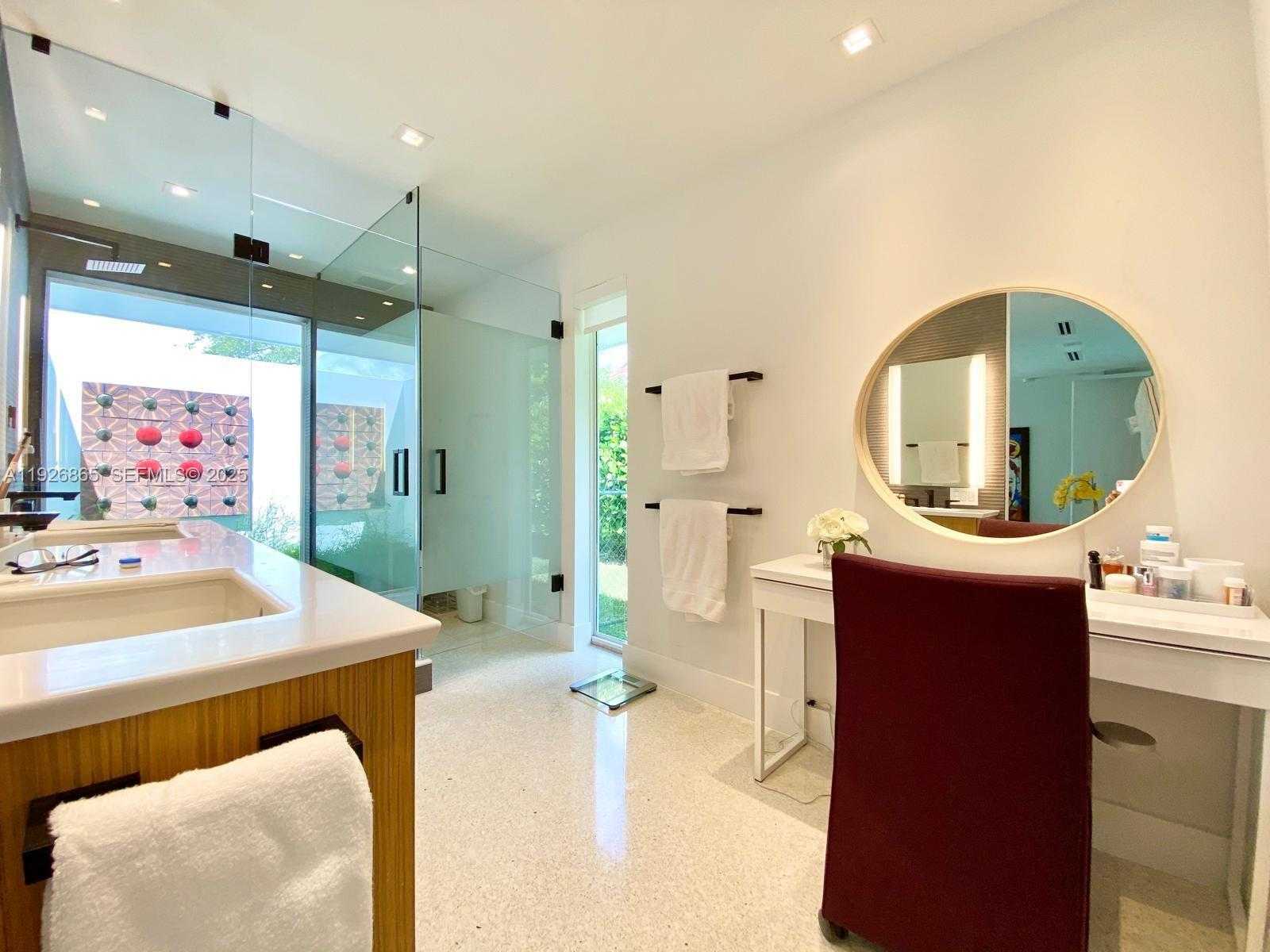 Small Image of 9121 SOUTH WEST 85TH ST #2, Miami Number 21