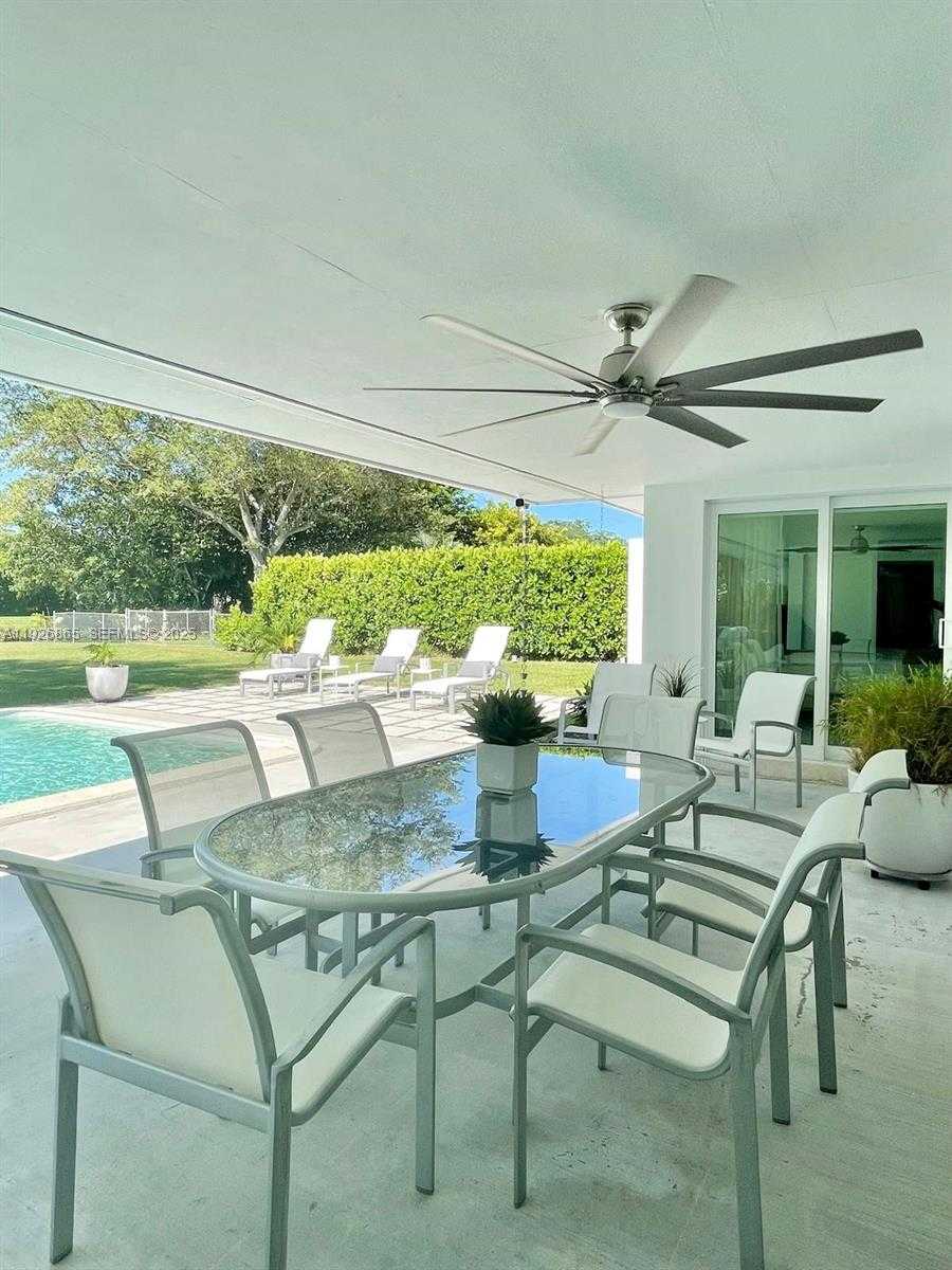 Small Image of 9121 SOUTH WEST 85TH ST #2, Miami Number 5