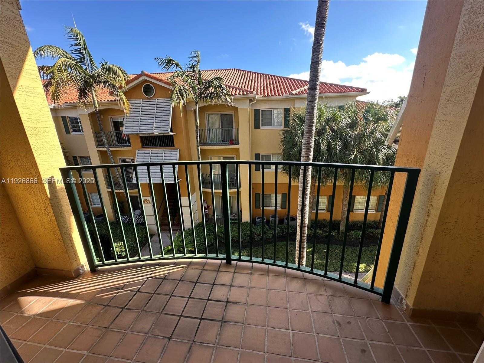 Small Image of 7290 NORTH WEST 114TH AVE #307-7, Doral Number 12