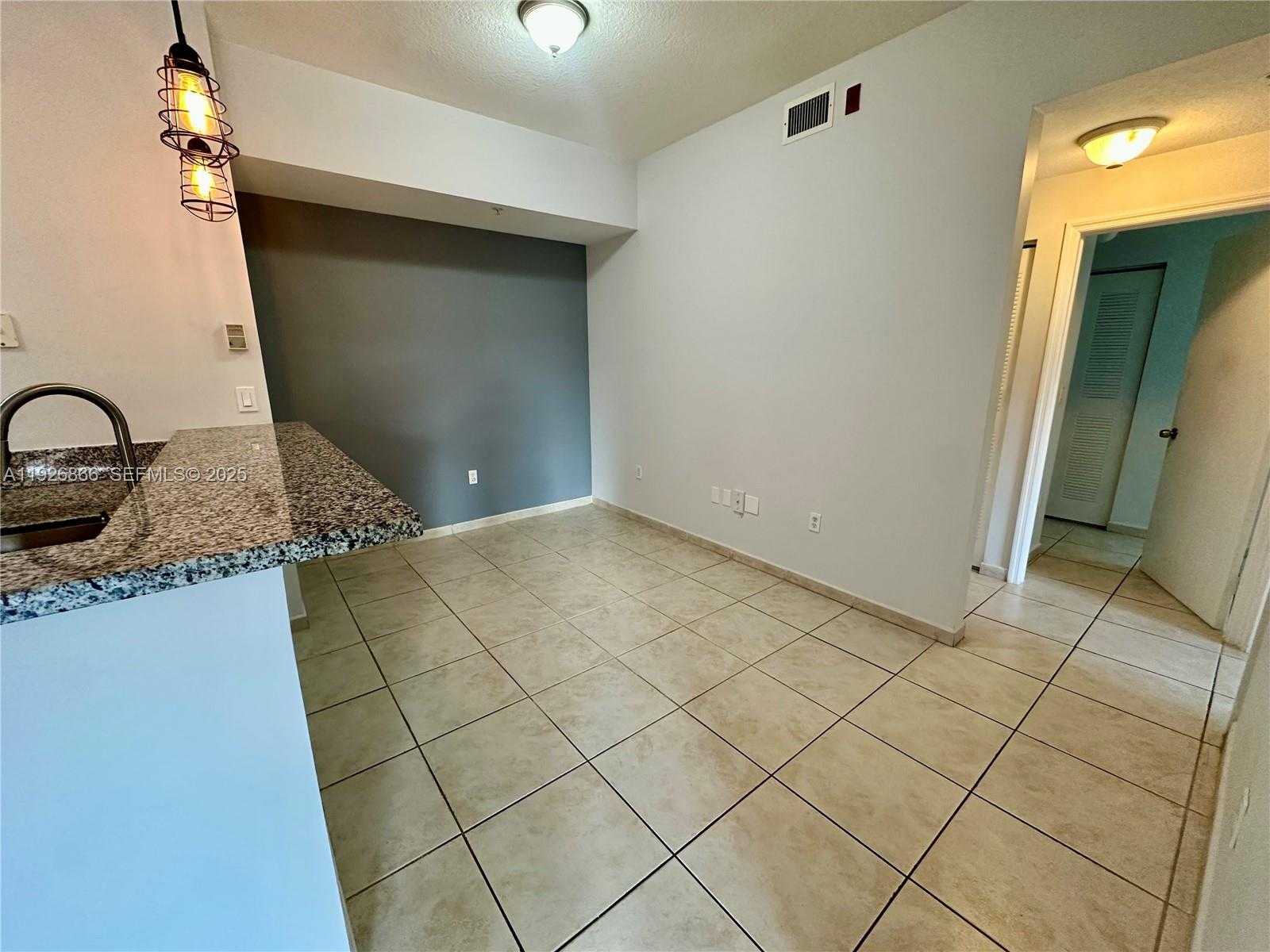 Small Image of 7290 NORTH WEST 114TH AVE #307-7, Doral Number 6