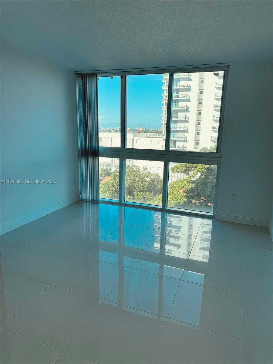 Small Image of 1861 NORTH WEST S RIVER DR #901, Miami Number 17