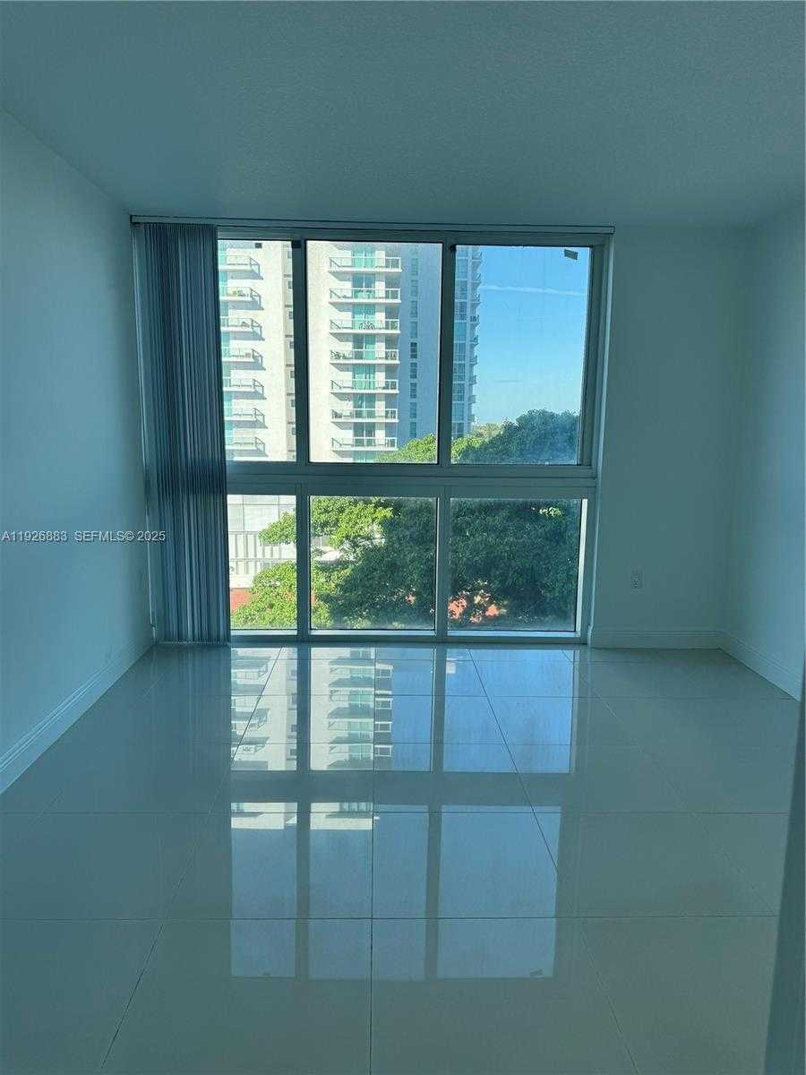 Small Image of 1861 NORTH WEST S RIVER DR #901, Miami Number 19