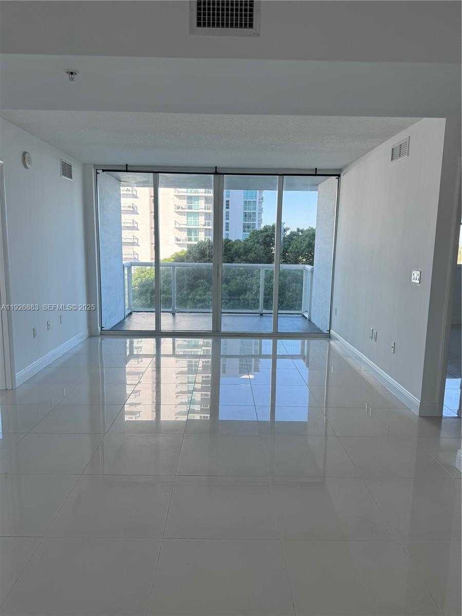 Small Image of 1861 NORTH WEST S RIVER DR #901, Miami Number 2