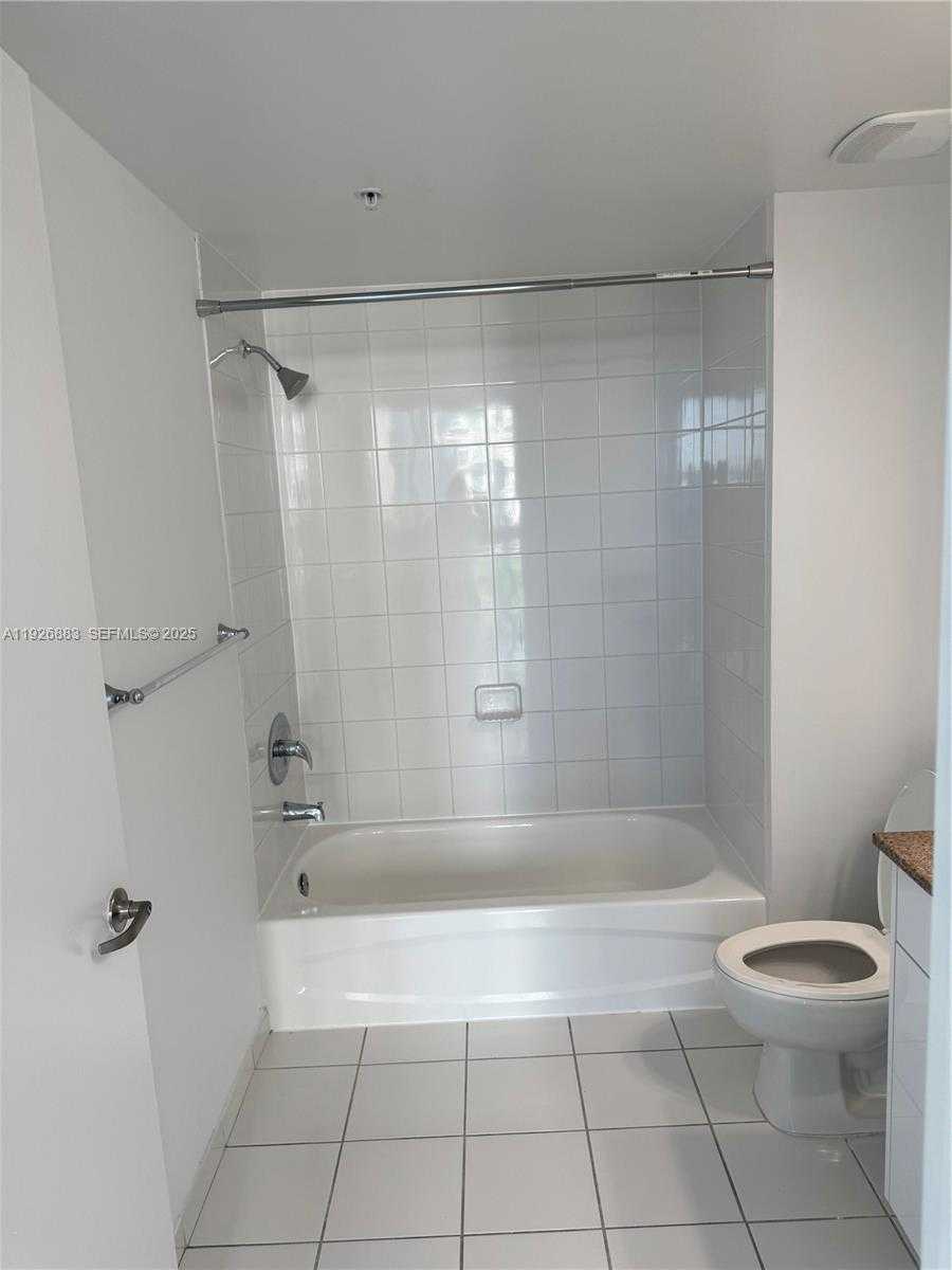 Small Image of 1861 NORTH WEST S RIVER DR #901, Miami Number 20