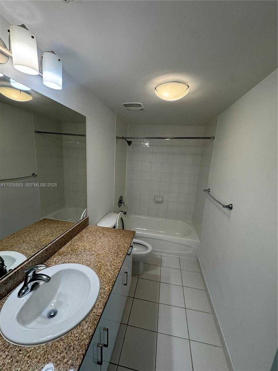 Small Image of 1861 NORTH WEST S RIVER DR #901, Miami Number 6