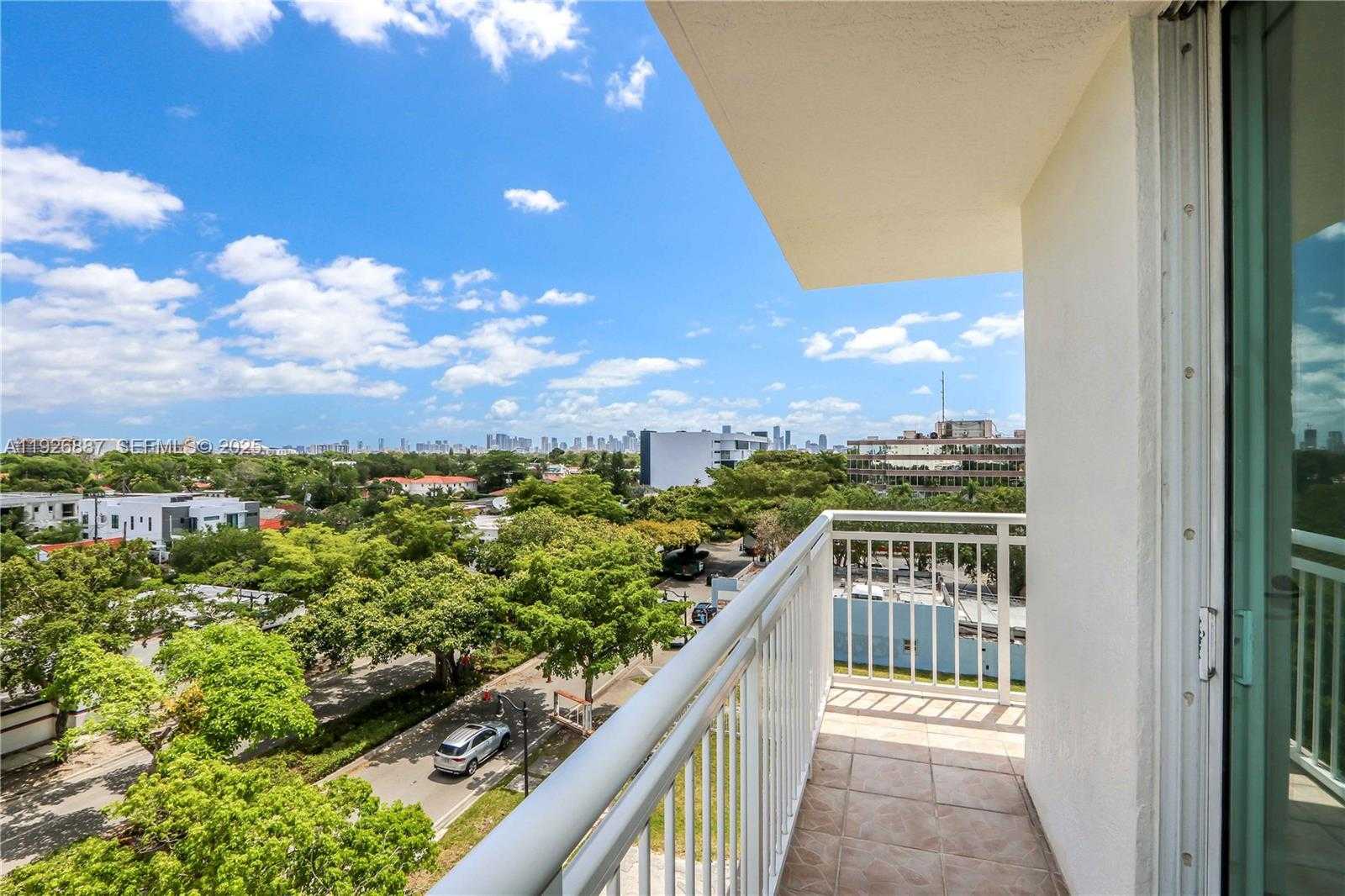 Small Image of 3000 CORAL WAY #521, Miami Number 3