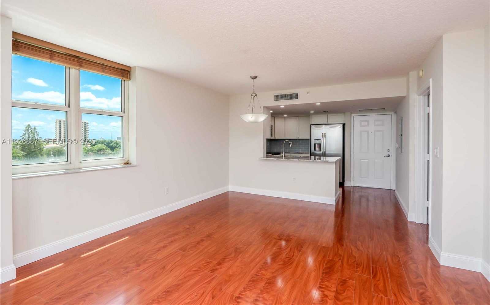 Small Image of 3000 CORAL WAY #521, Miami Number 7