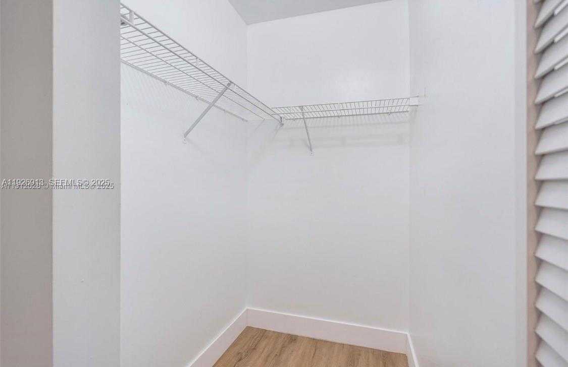 Small Image of 8658 SOUTH WEST 159TH CT, Miami Number 21