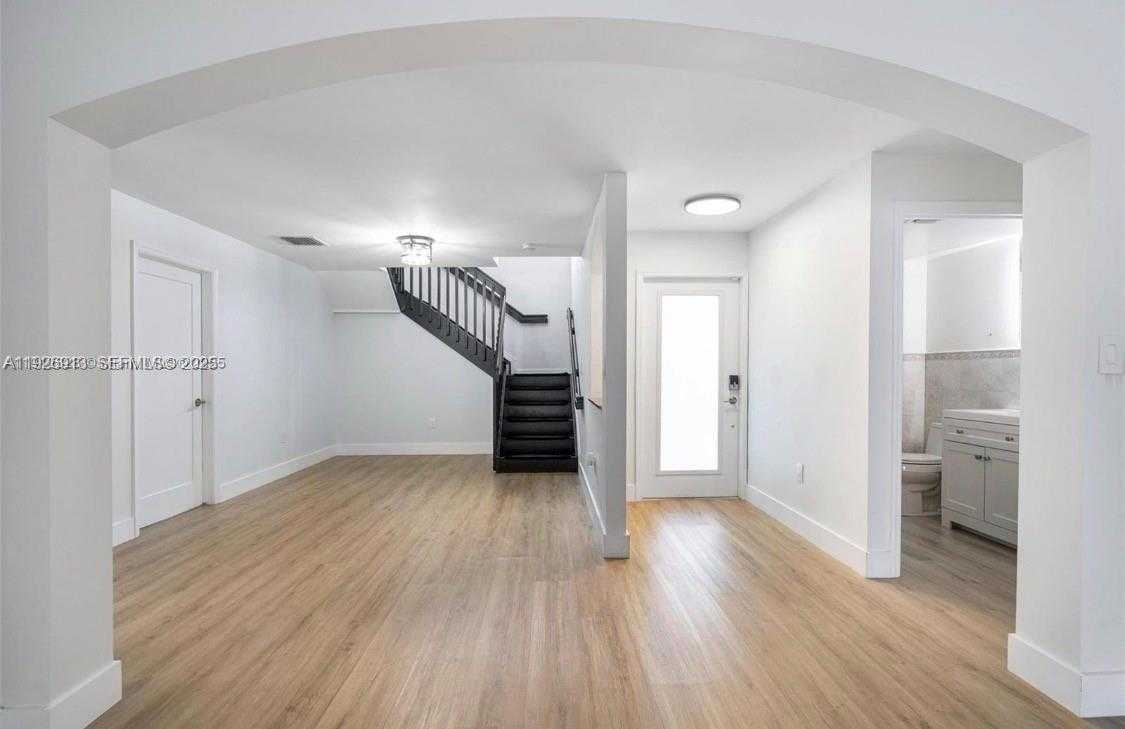 Small Image of 8658 SOUTH WEST 159TH CT, Miami Number 8