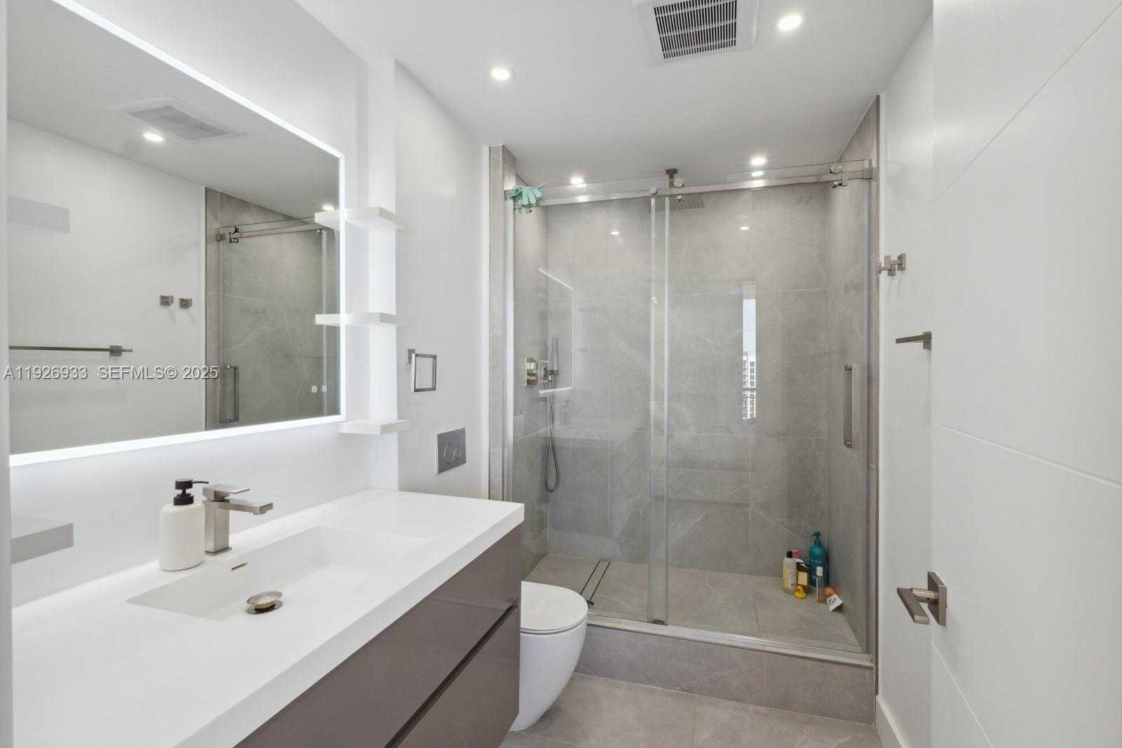 Small Image of 999 SOUTH WEST 1ST AVE #2809, Miami Number 8