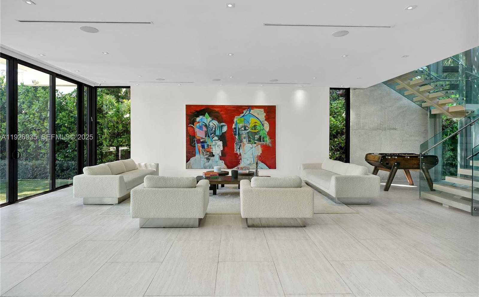 Small Image of 5501 PINE TREE DR, Miami Beach Number 20