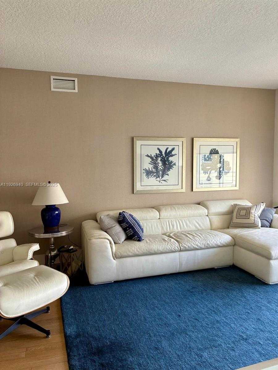 Small Image of 18800 NORTH EAST 29TH AVE #920, Aventura Number 15