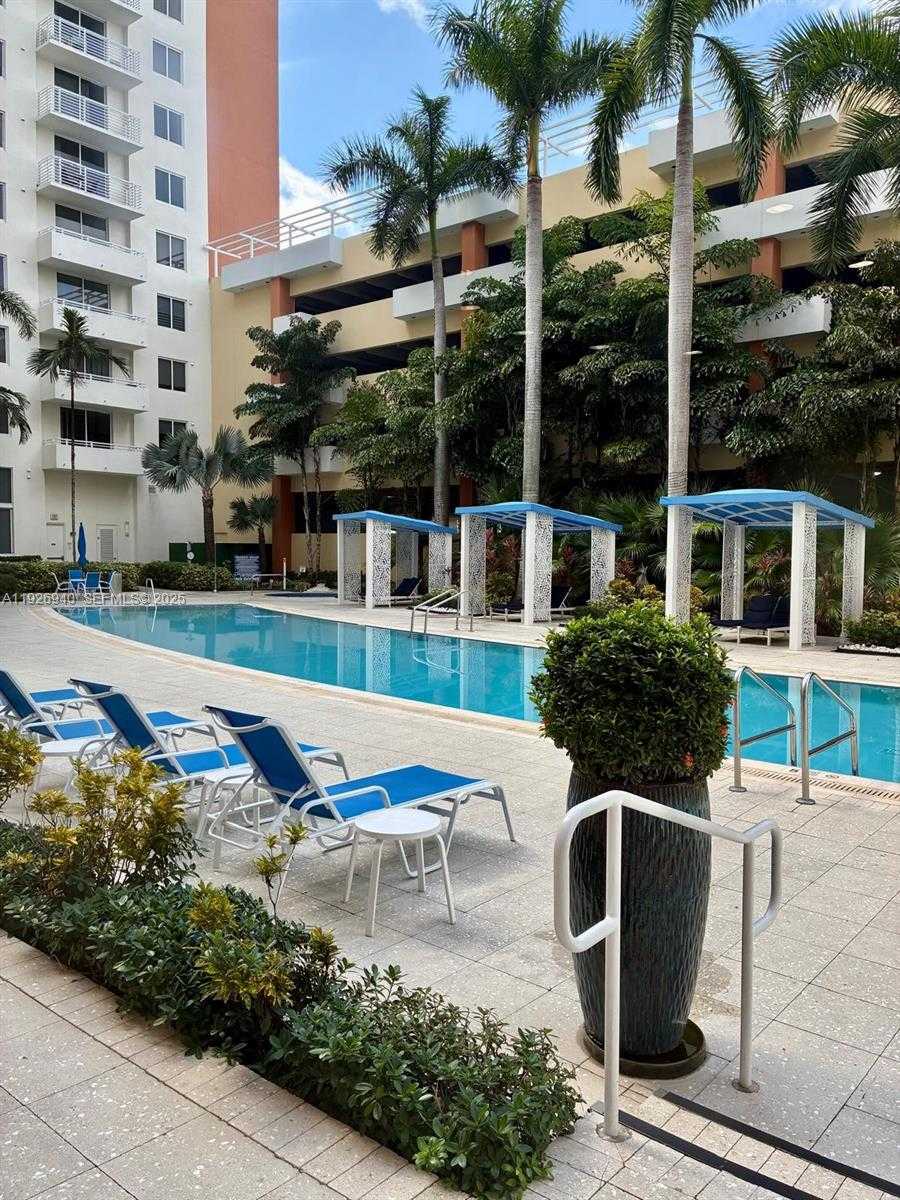 Small Image of 18800 NORTH EAST 29TH AVE #920, Aventura Number 2