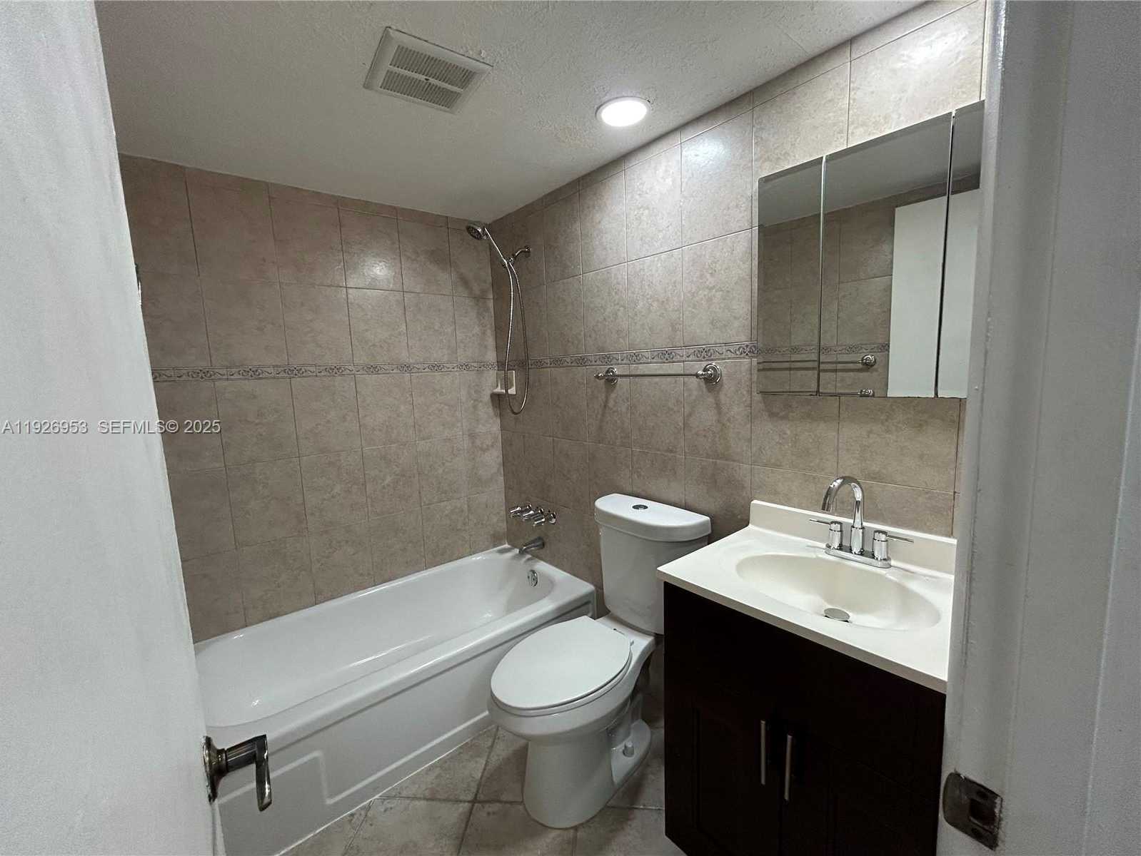 Small Image of 250 LAYNE BLVD #312, Hallandale Beach Number 17