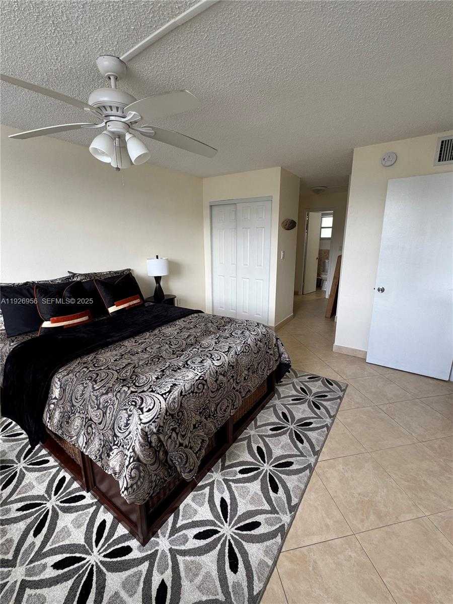 Small Image of 3750 NORTH EAST 170TH ST #302, North Miami Beach Number 14