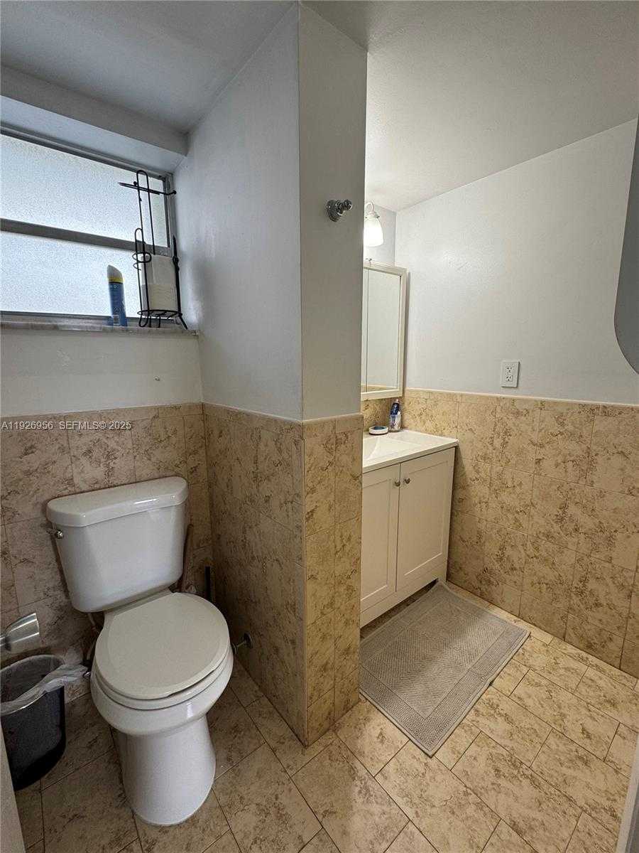 Small Image of 3750 NORTH EAST 170TH ST #302, North Miami Beach Number 16