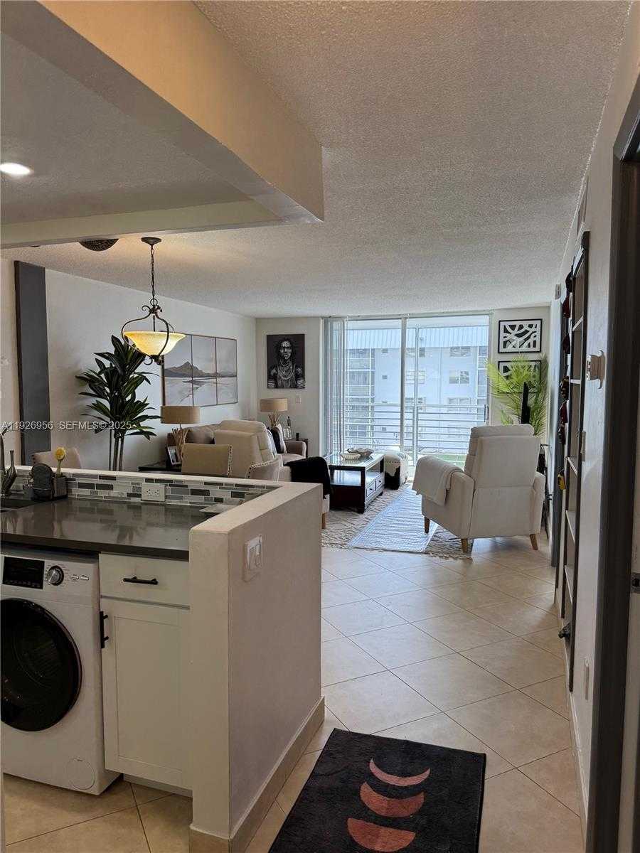 Small Image of 3750 NORTH EAST 170TH ST #302, North Miami Beach Number 7