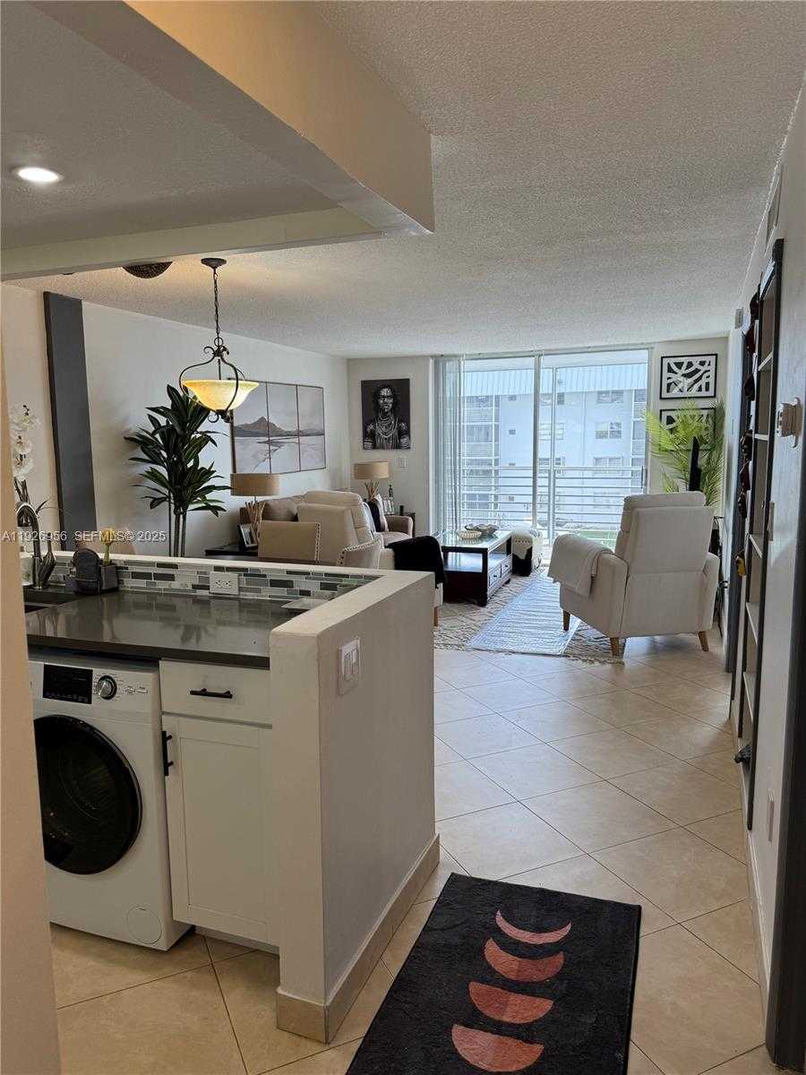 Small Image of 3750 NORTH EAST 170TH ST #302, North Miami Beach Number 8