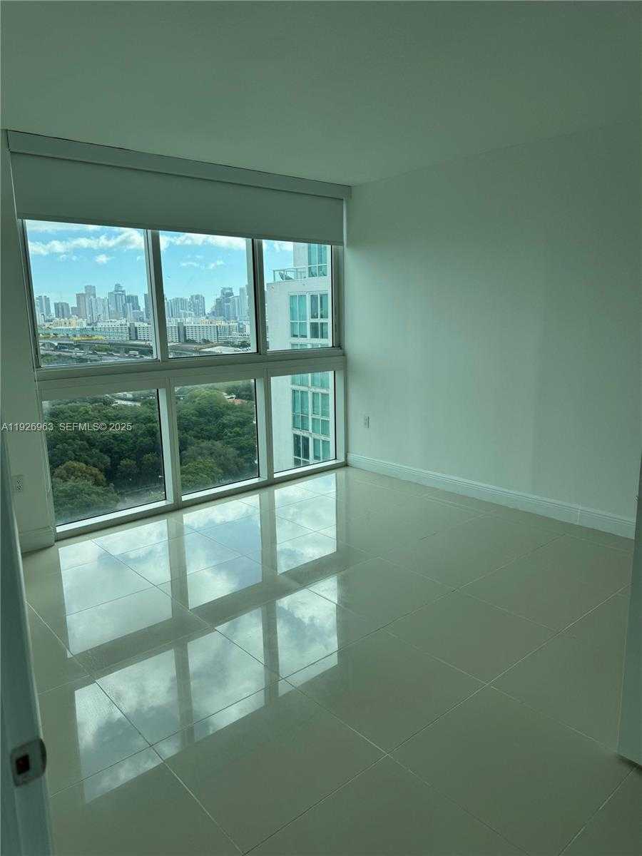 Small Image of 1861 NORTH WEST S RIVER DR #2010, Miami Number 13