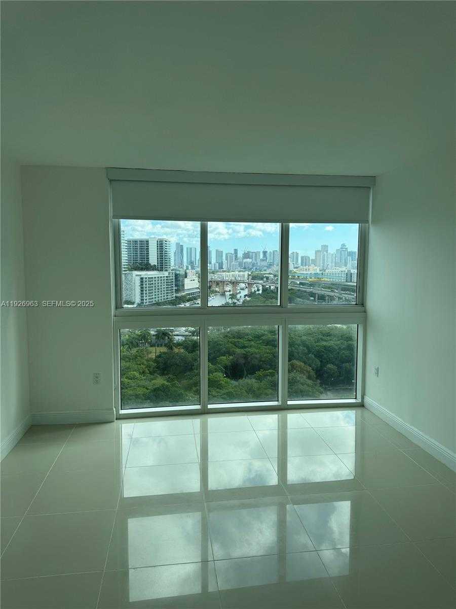 Small Image of 1861 NORTH WEST S RIVER DR #2010, Miami Number 14
