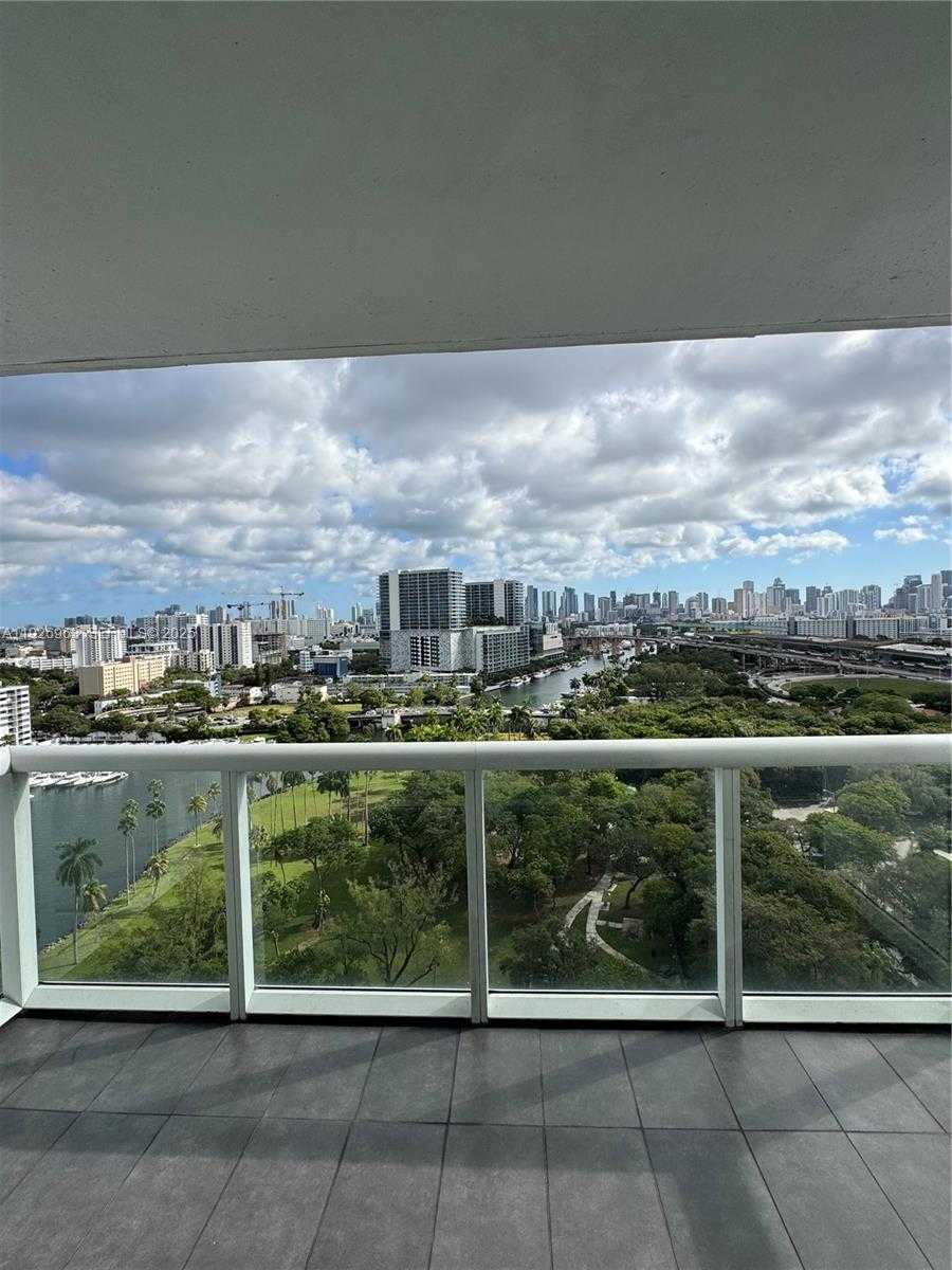 Small Image of 1861 NORTH WEST S RIVER DR #2010, Miami Number 18