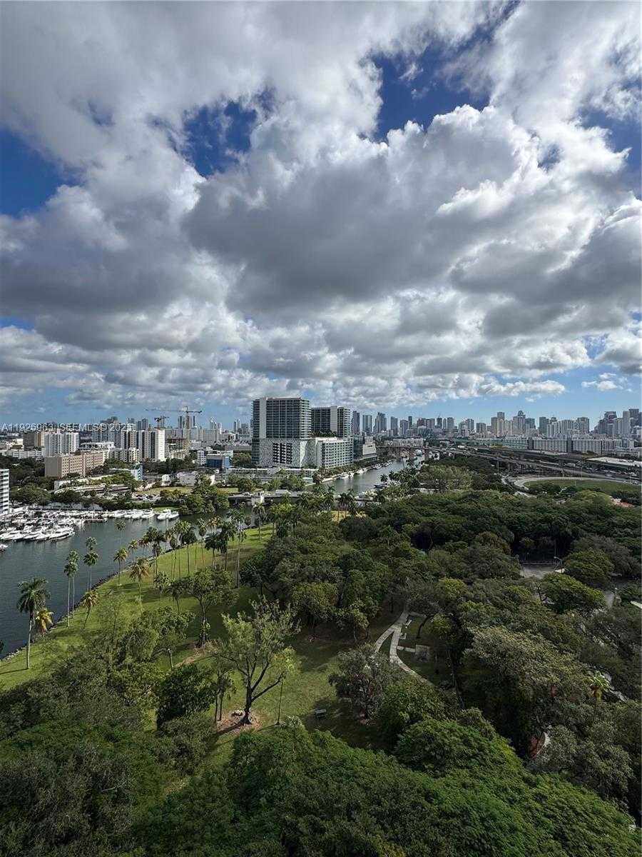 Small Image of 1861 NORTH WEST S RIVER DR #2010, Miami Number 19