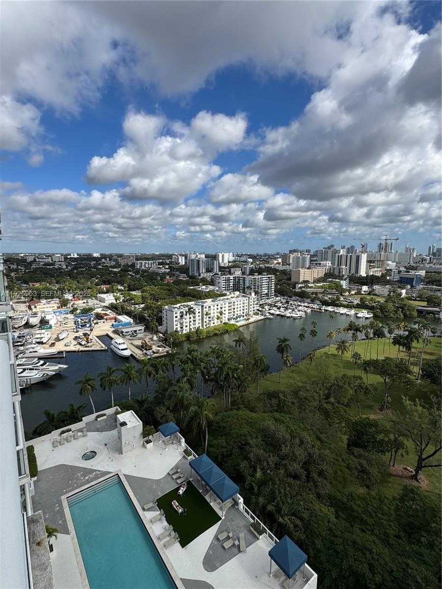 Small Image of 1861 NORTH WEST S RIVER DR #2010, Miami Number 20