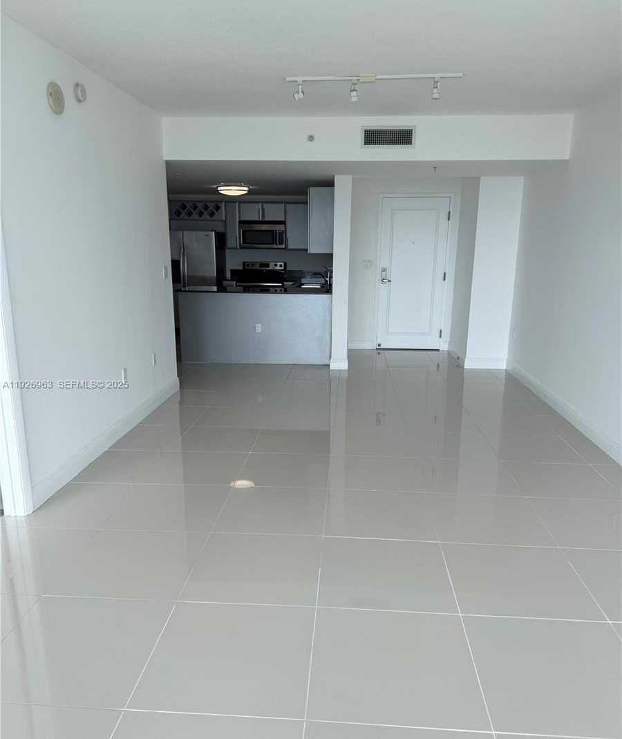 Small Image of 1861 NORTH WEST S RIVER DR #2010, Miami Number 4