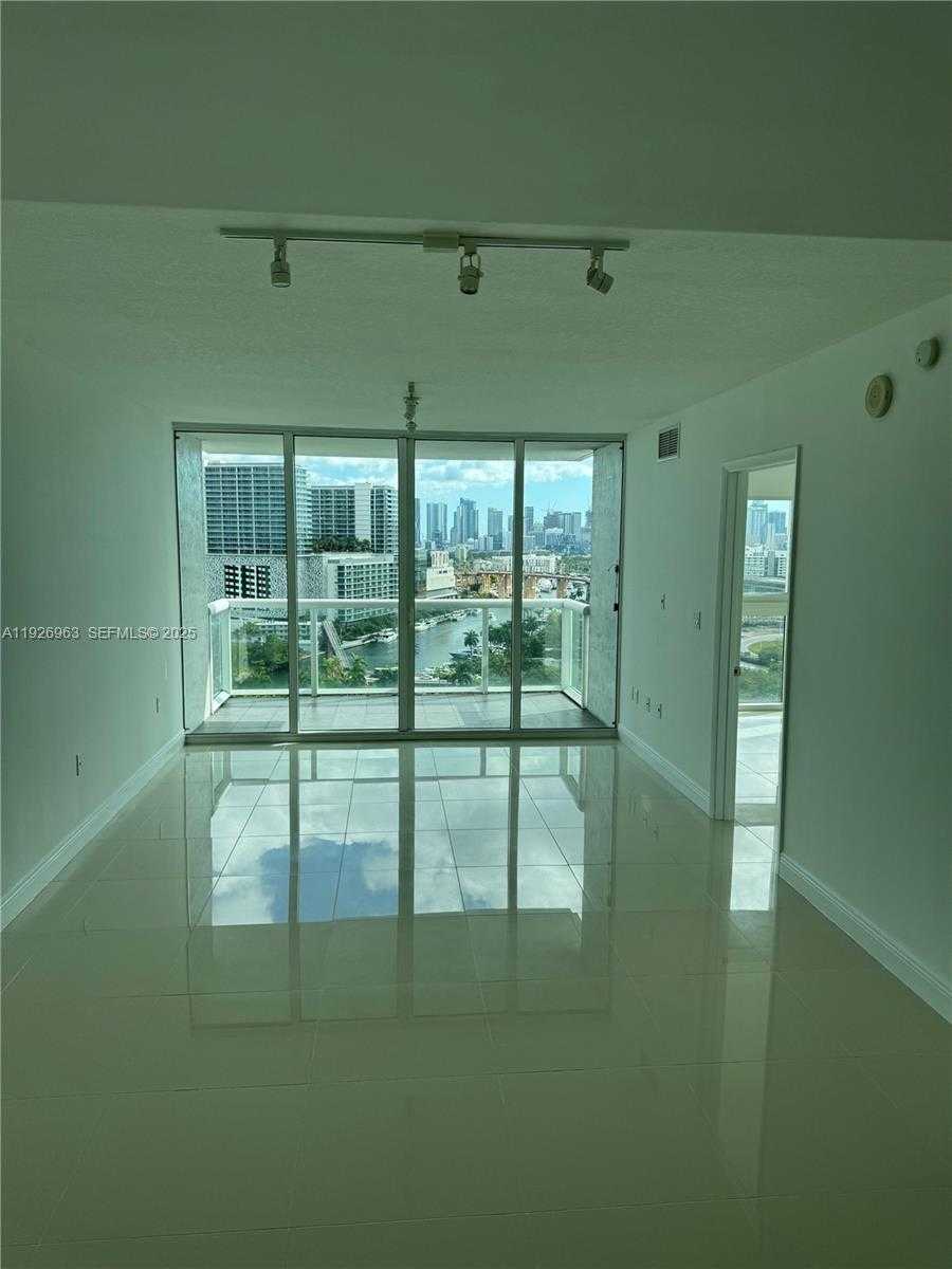 Small Image of 1861 NORTH WEST S RIVER DR #2010, Miami Number 5