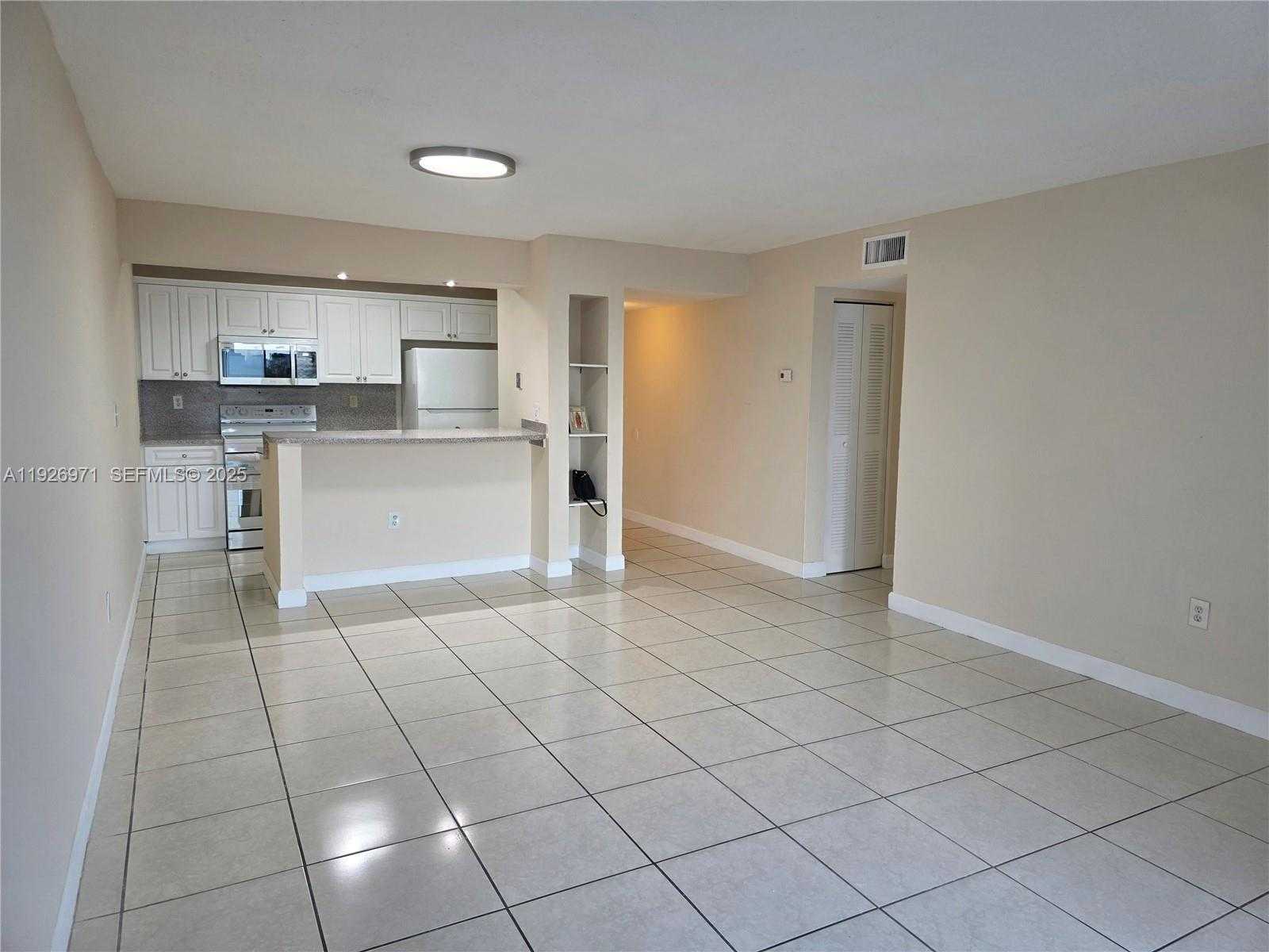 Small Image of 4400 WEST 16TH AVE #630, Hialeah Number 10