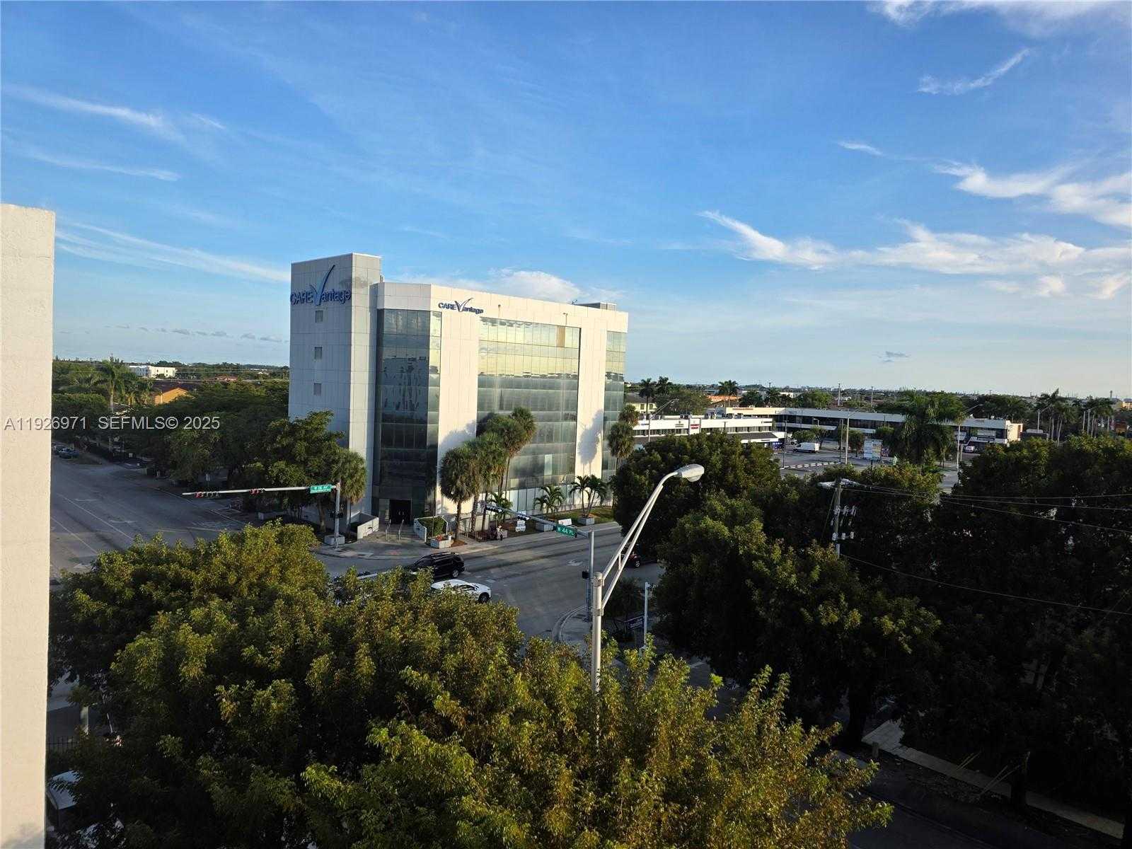 Small Image of 4400 WEST 16TH AVE #630, Hialeah Number 29