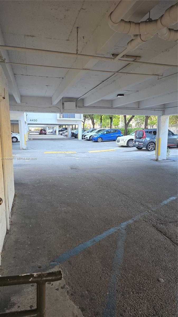 Small Image of 4400 WEST 16TH AVE #630, Hialeah Number 34