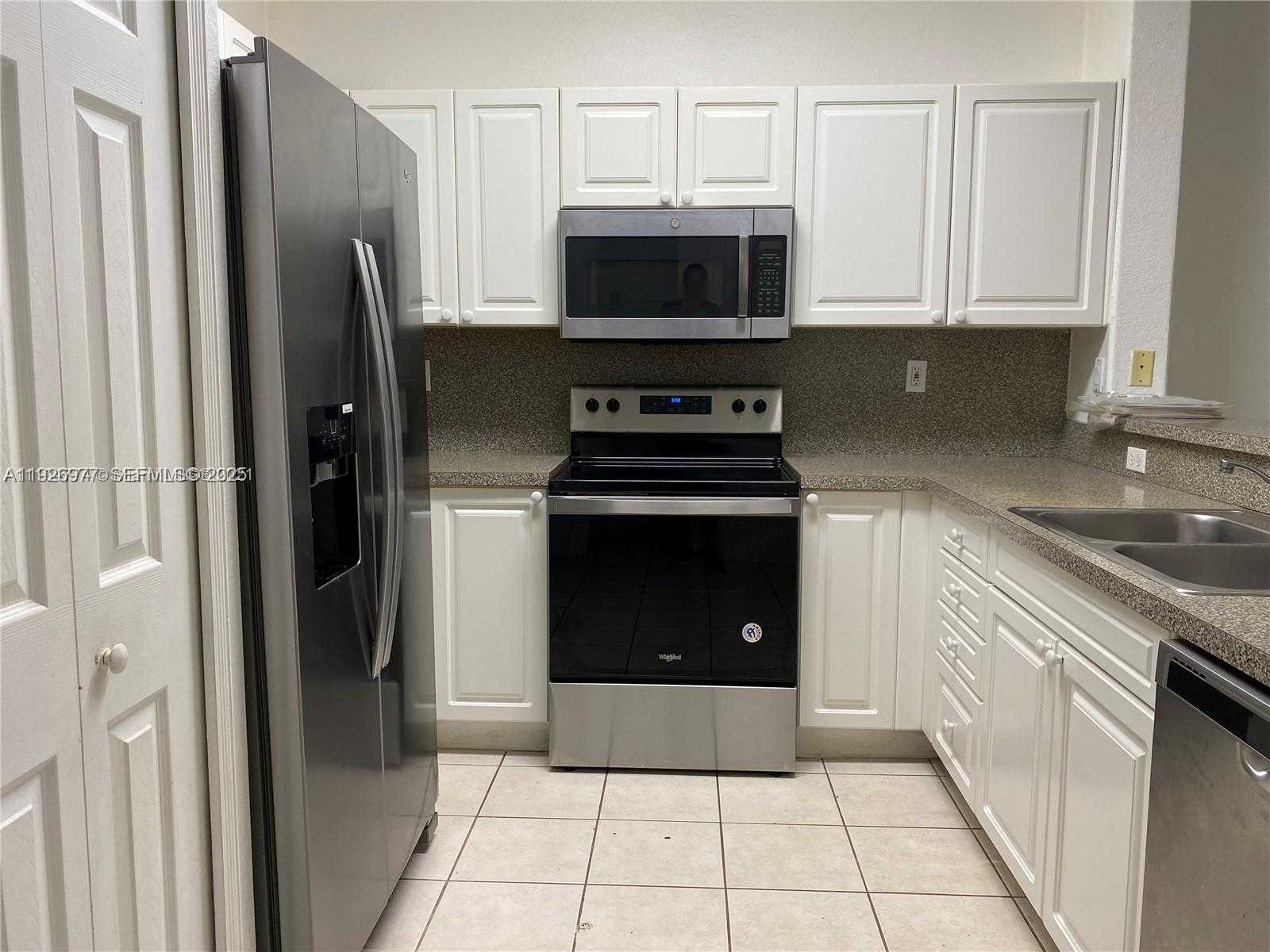 Small Image of 5630 NORTH WEST 107 AVE #1617, Doral Number 3