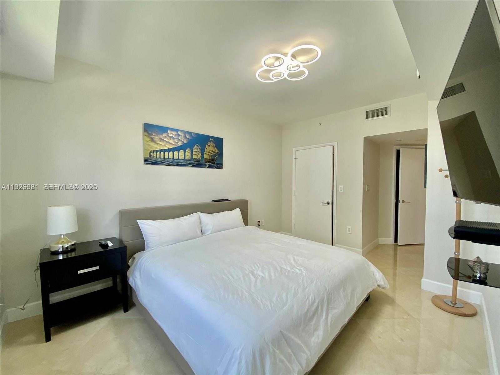 Small Image of 19900 EAST COUNTRY CLUB DR #1220, Aventura Number 14