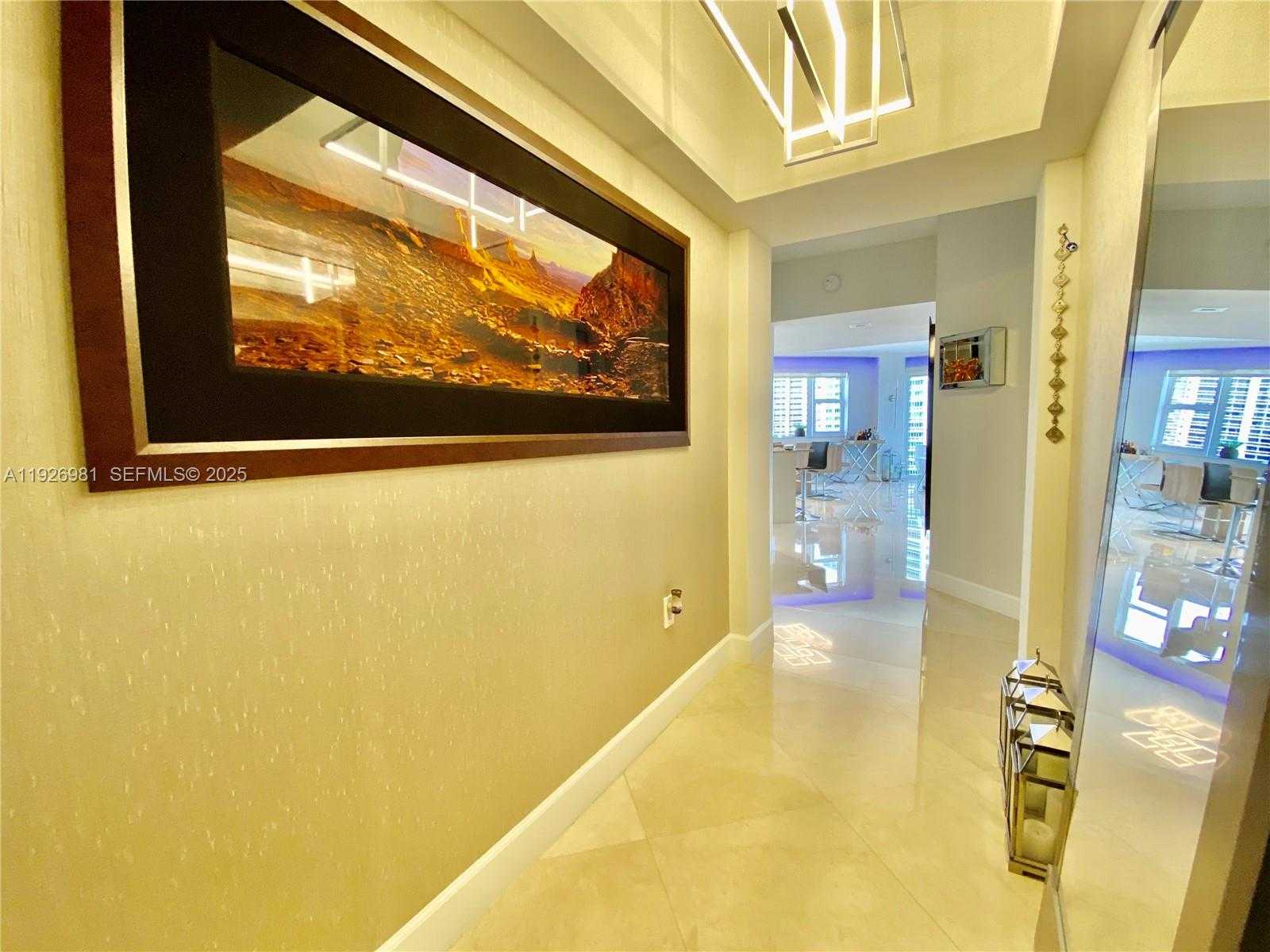 Small Image of 19900 EAST COUNTRY CLUB DR #1220, Aventura Number 2