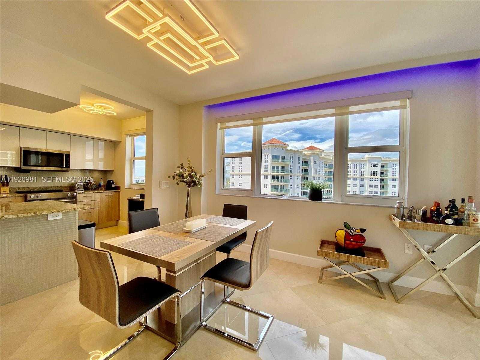 Small Image of 19900 EAST COUNTRY CLUB DR #1220, Aventura Number 6