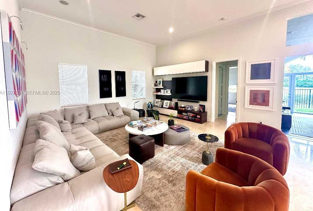 Small Image of 19038 PARK RIDGE ST, Weston Number 11