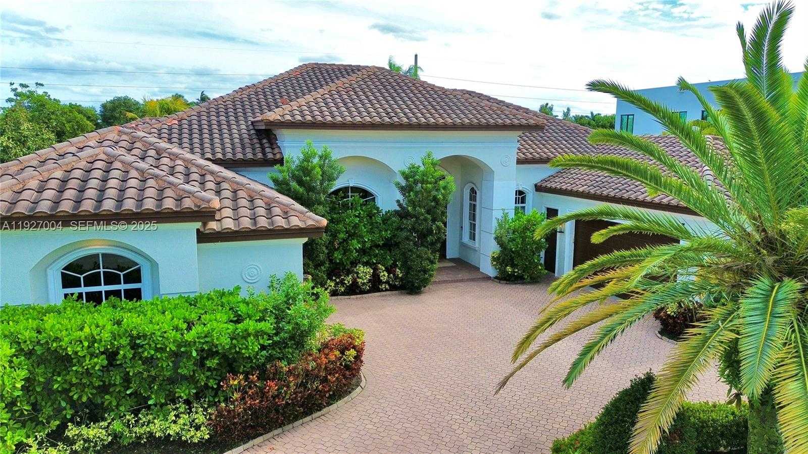 Small Image of 19038 PARK RIDGE ST, Weston Number 5