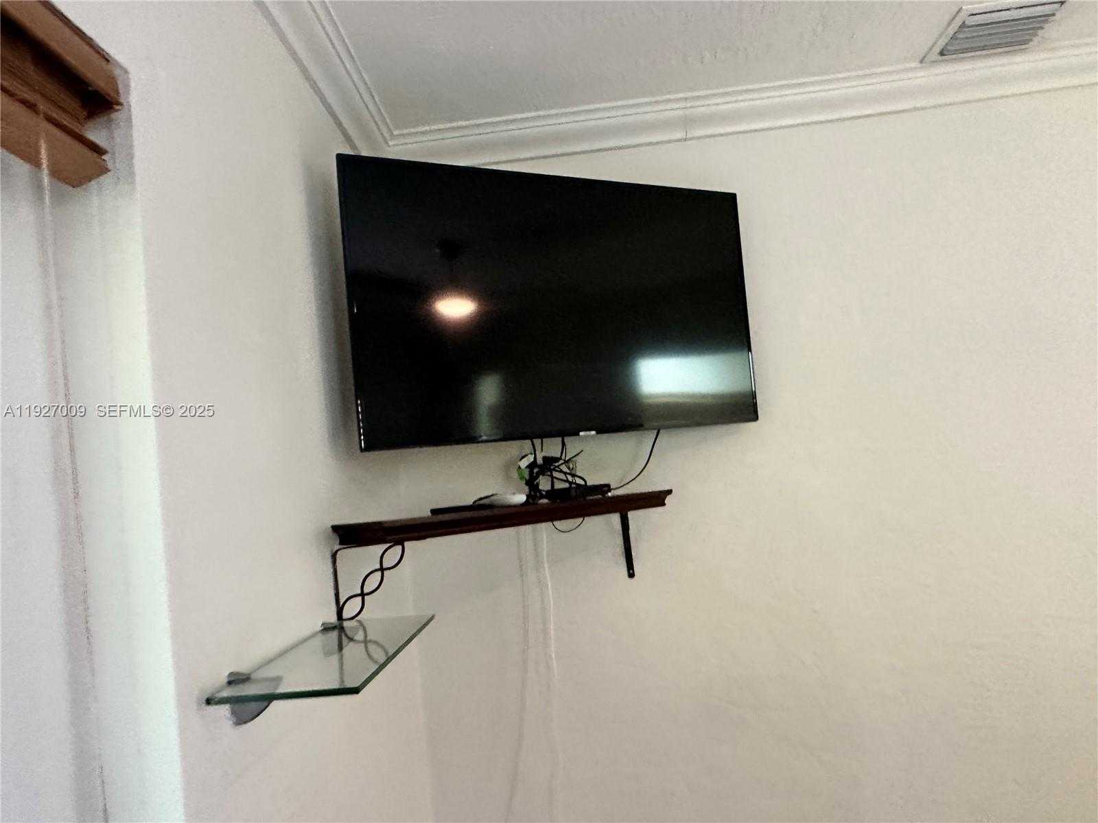 Small Image of 203 NORTH EAST 86TH ST, El Portal Number 15